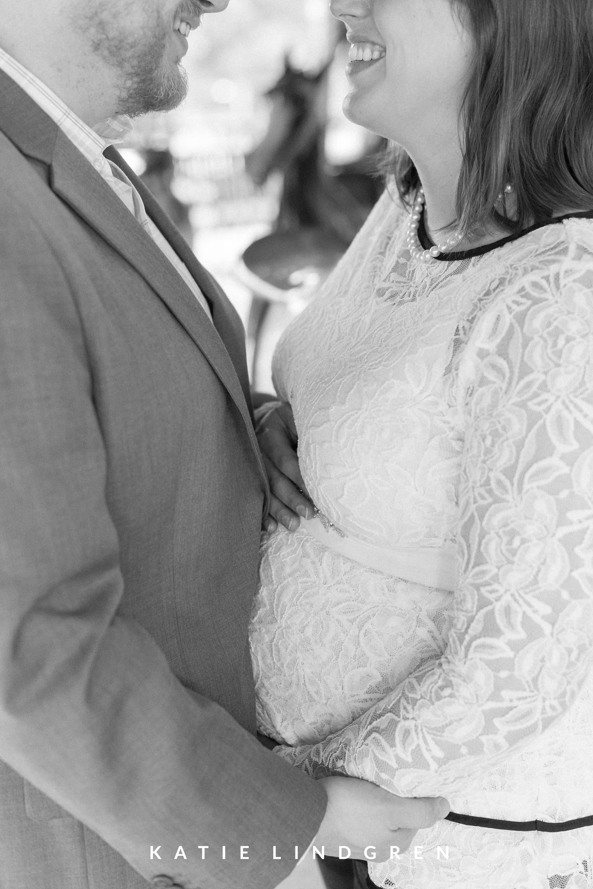 Des Moines Maternity Photographer