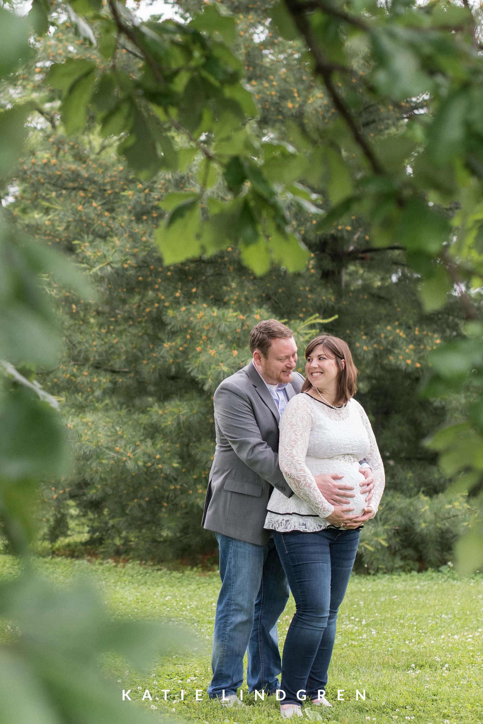 Des Moines Maternity Photographer