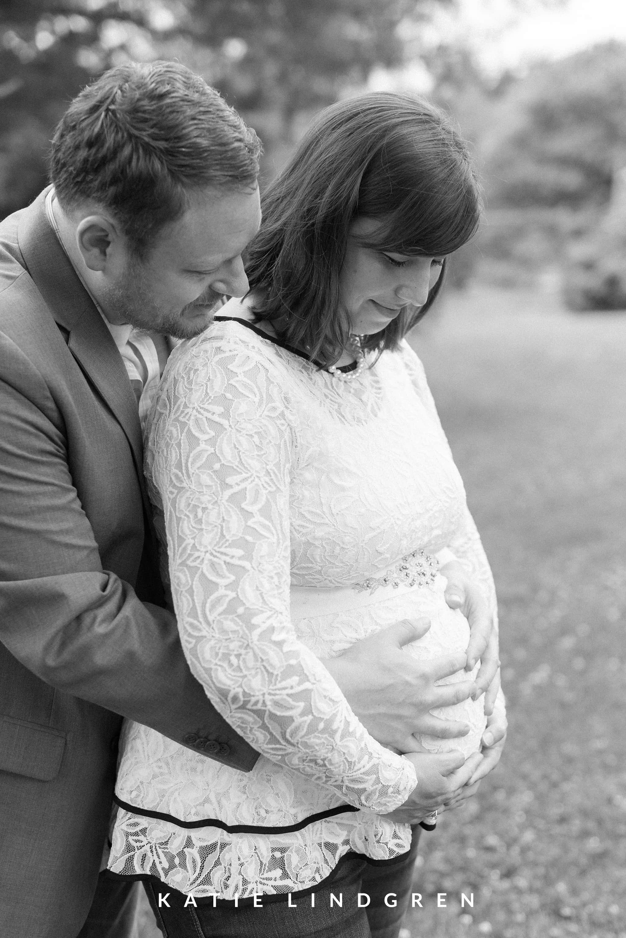 Des Moines Maternity Photographer