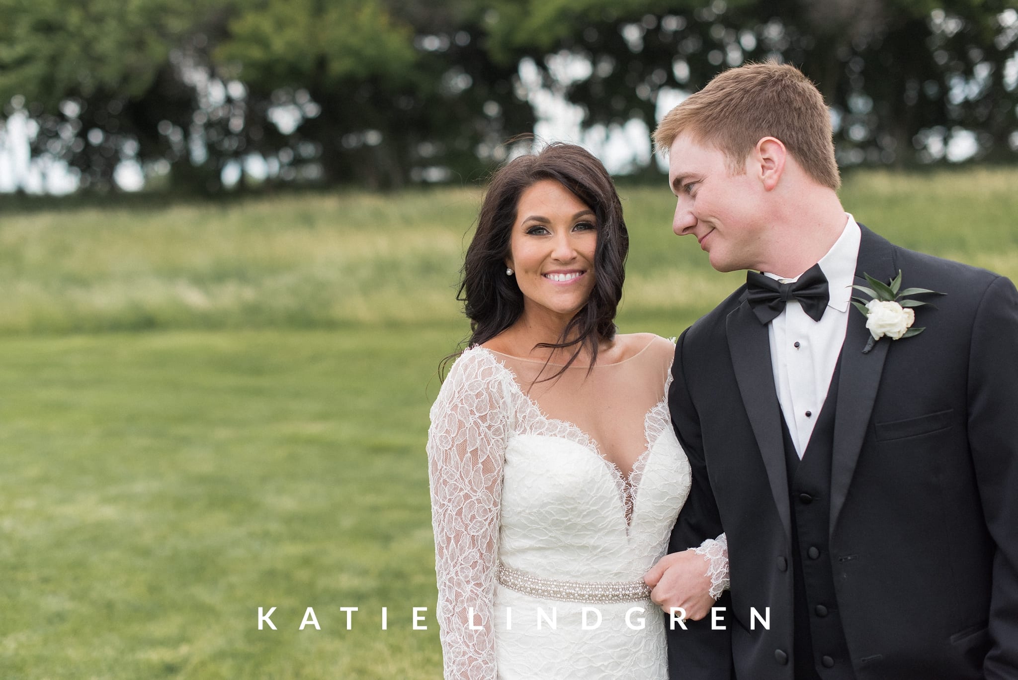 Des Moines Iowa Wedding Photographer