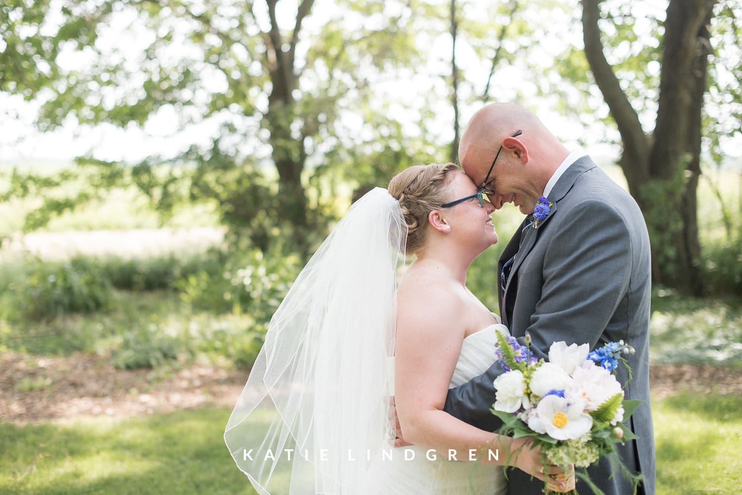 Snus Hill Winery Wedding