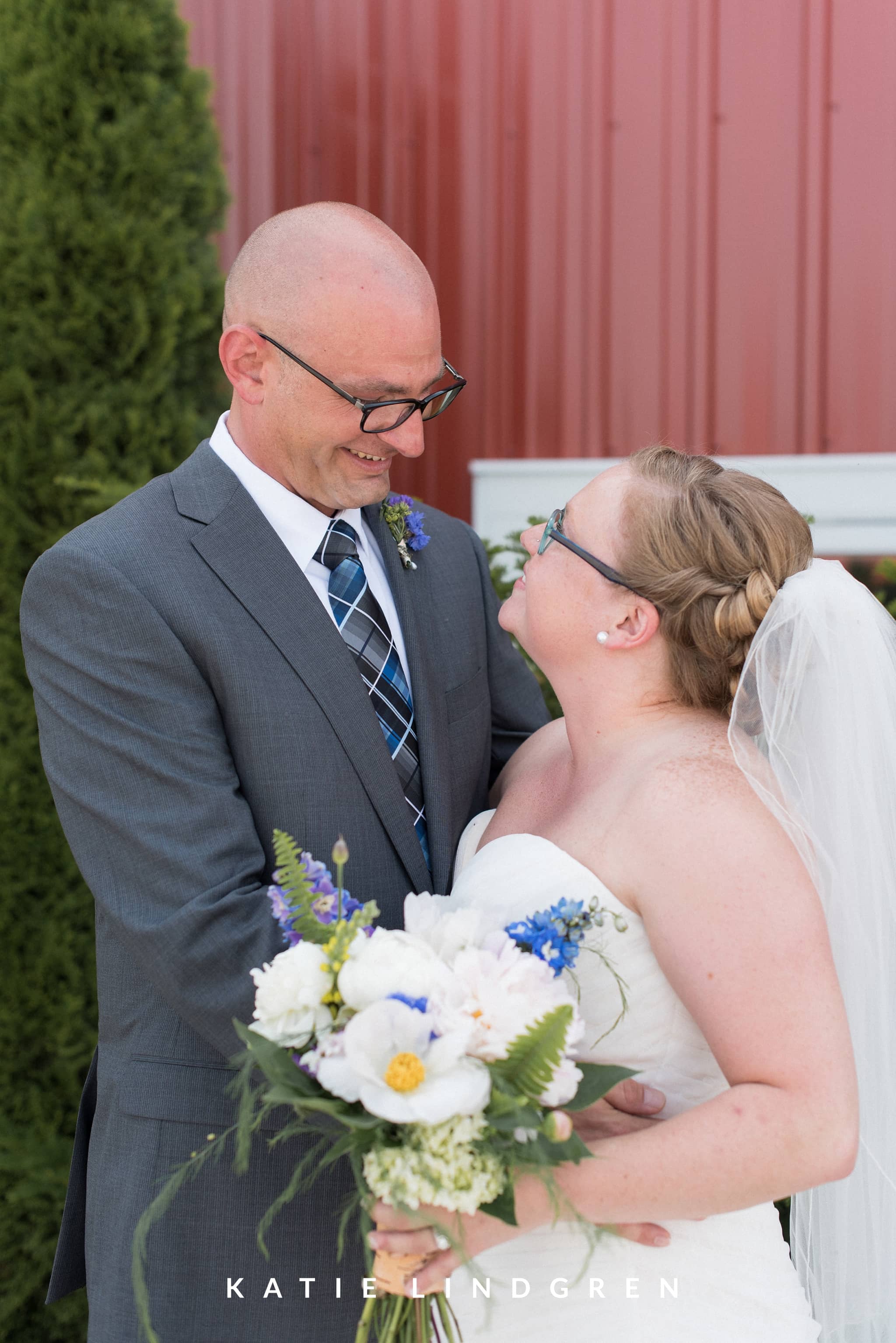 Snus Hill Winery Wedding
