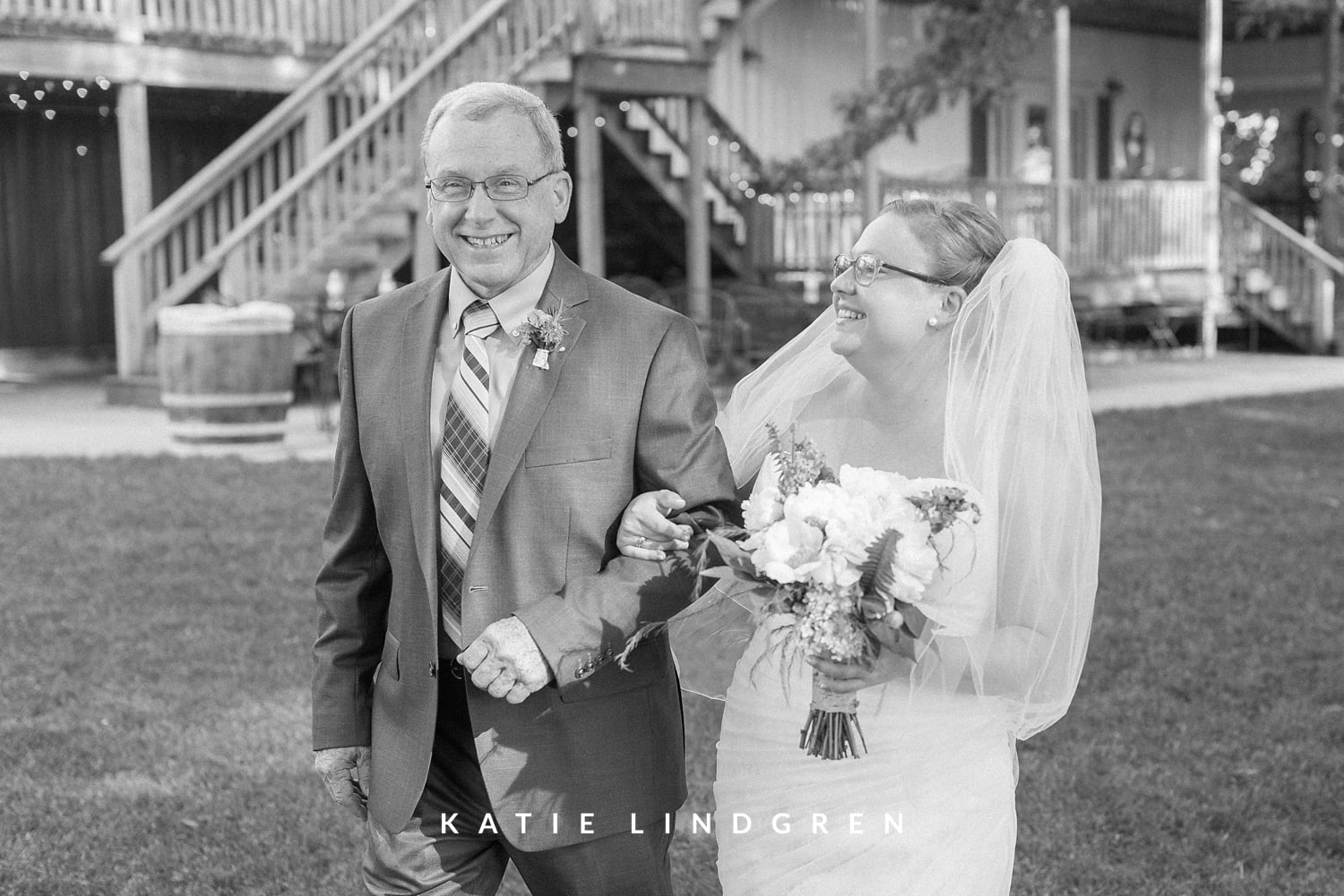 Snus Hill Winery Wedding