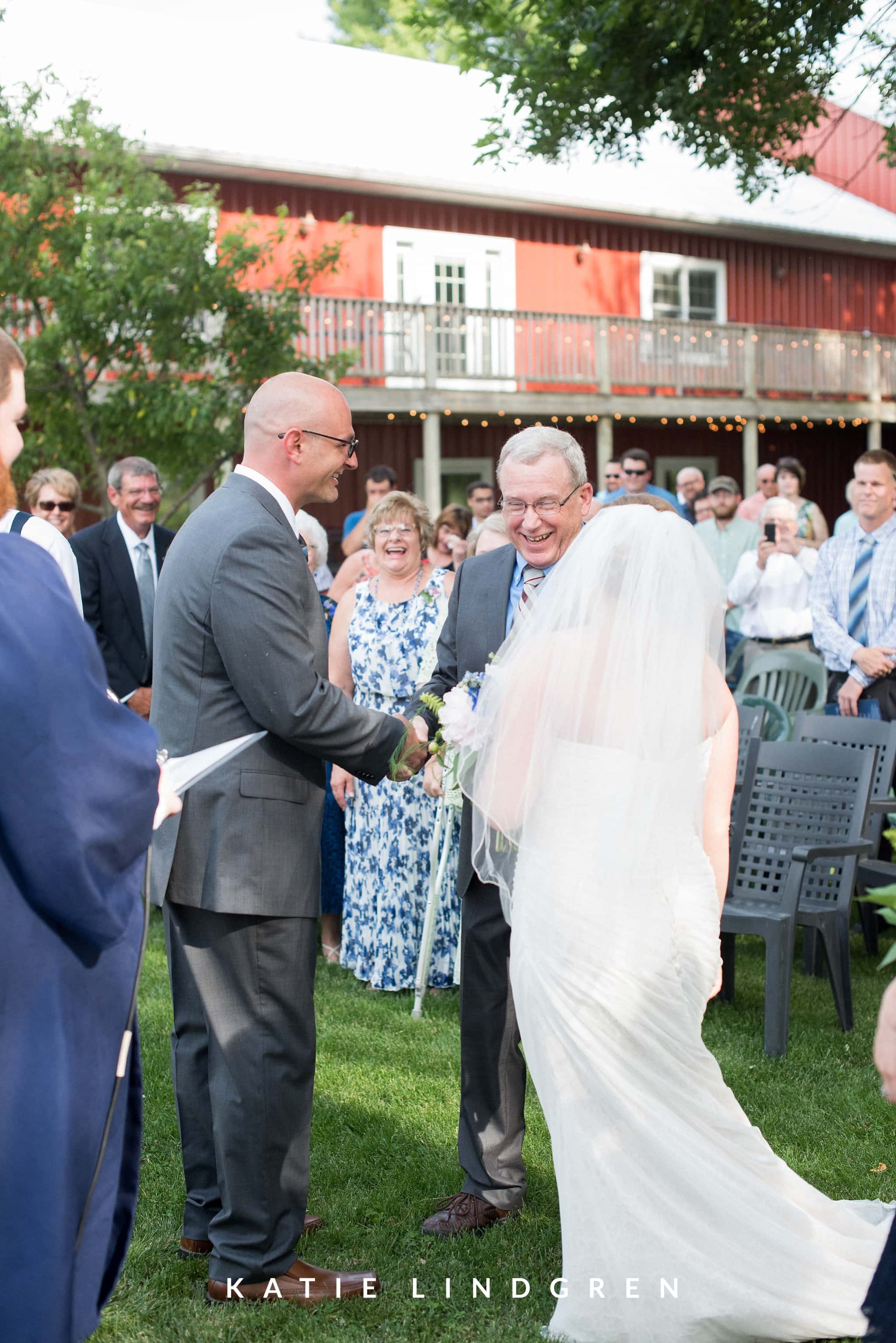 Snus Hill Winery Wedding