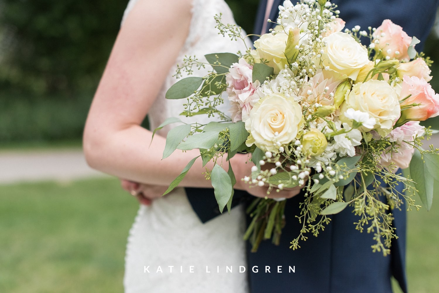 Des Moines, Iowa Wedding Photographer