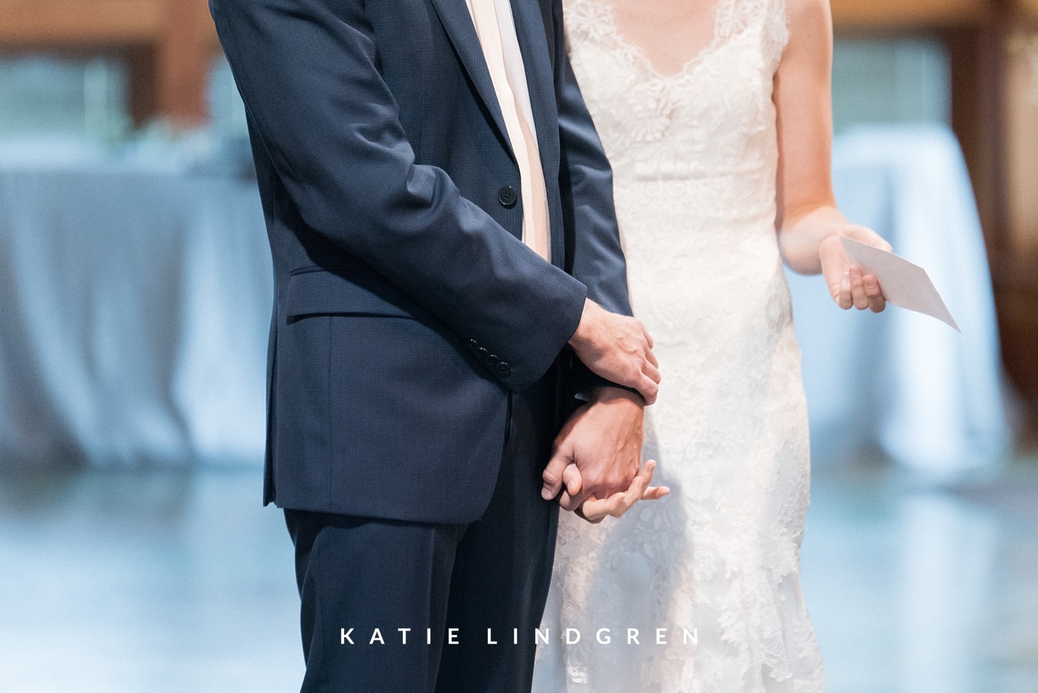 Des Moines, Iowa Wedding Photographer