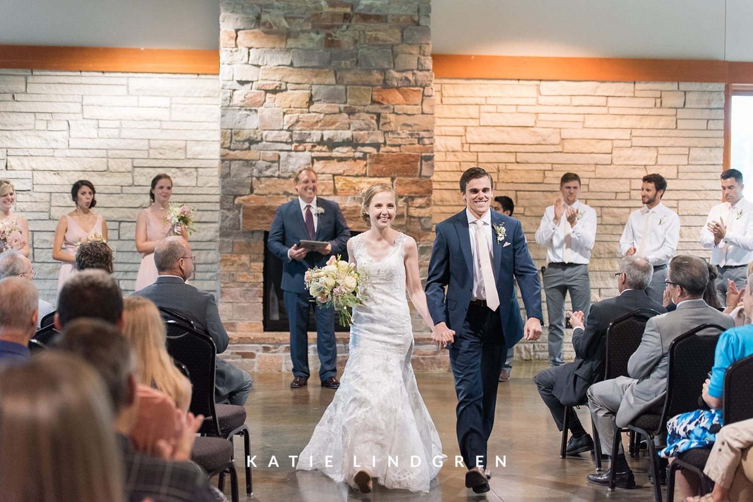 Des Moines, Iowa Wedding Photographer