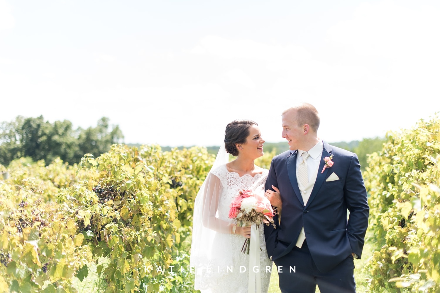 Cedar Ridge Winery Wedding