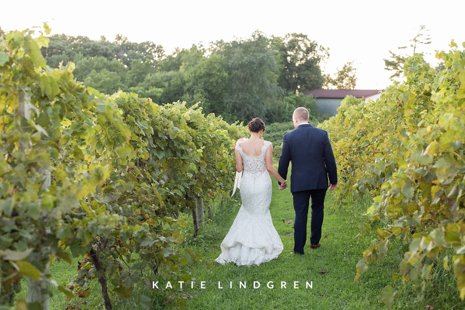 Cedar Ridge Winery Wedding