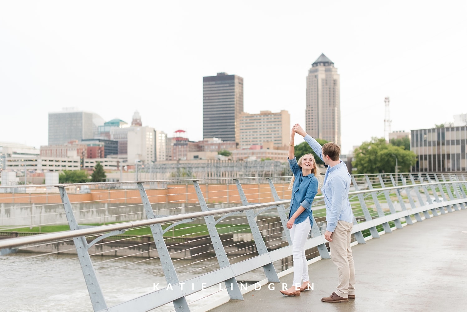 Des Moines Iowa Wedding Photographer