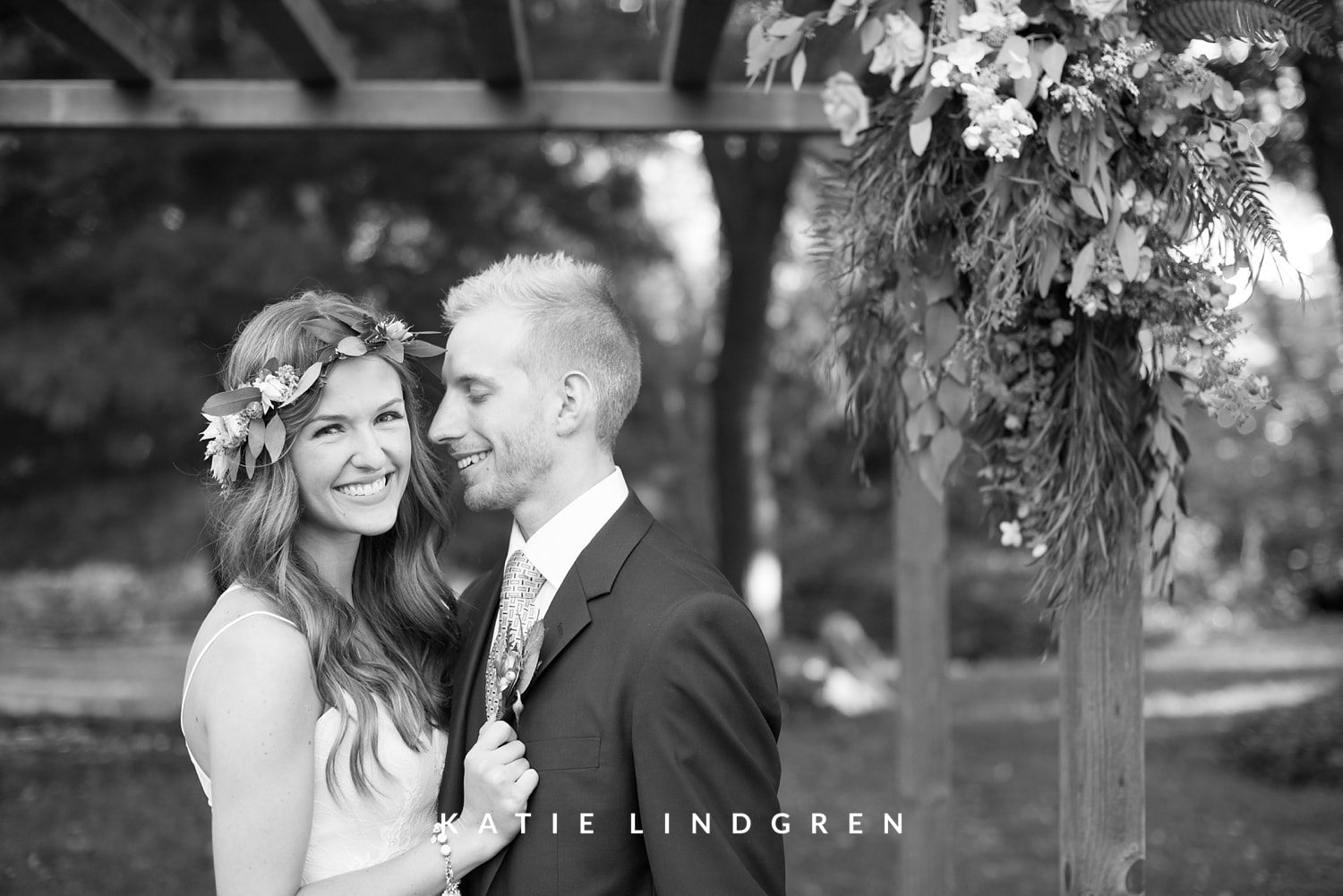 Des Moines, Iowa Wedding Photographer