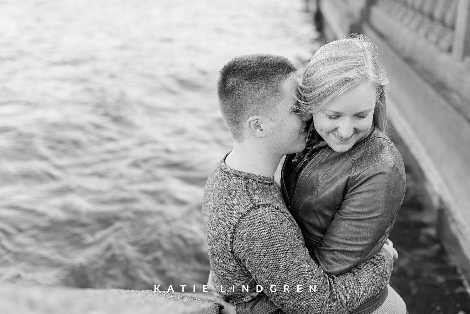 Downtown Des Moines Engagement Session