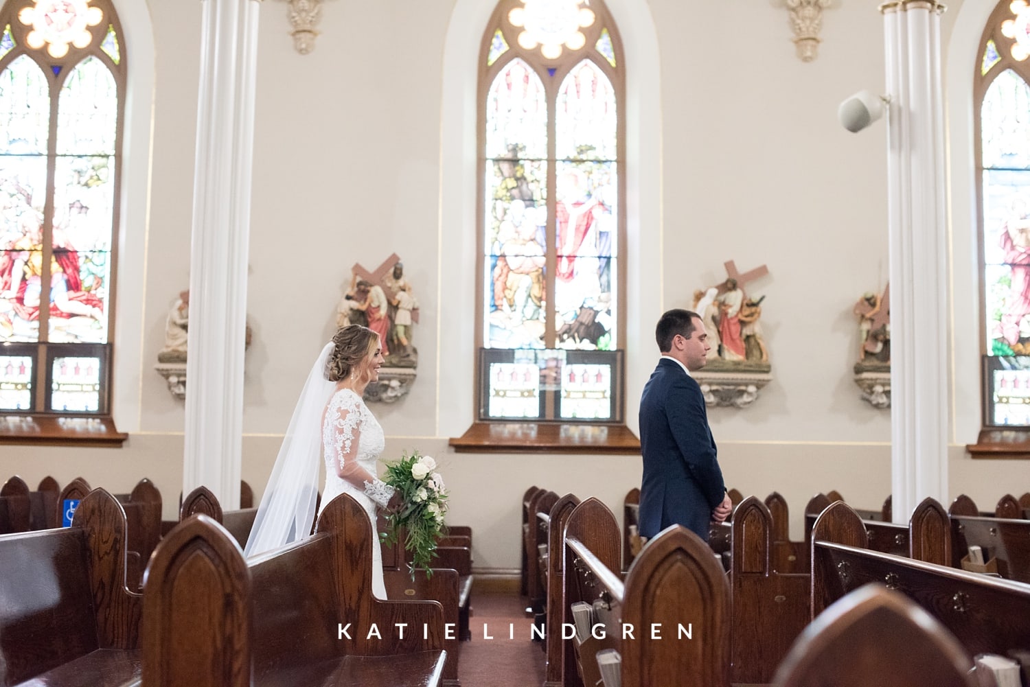 Des Moines Iowa Wedding Photographers