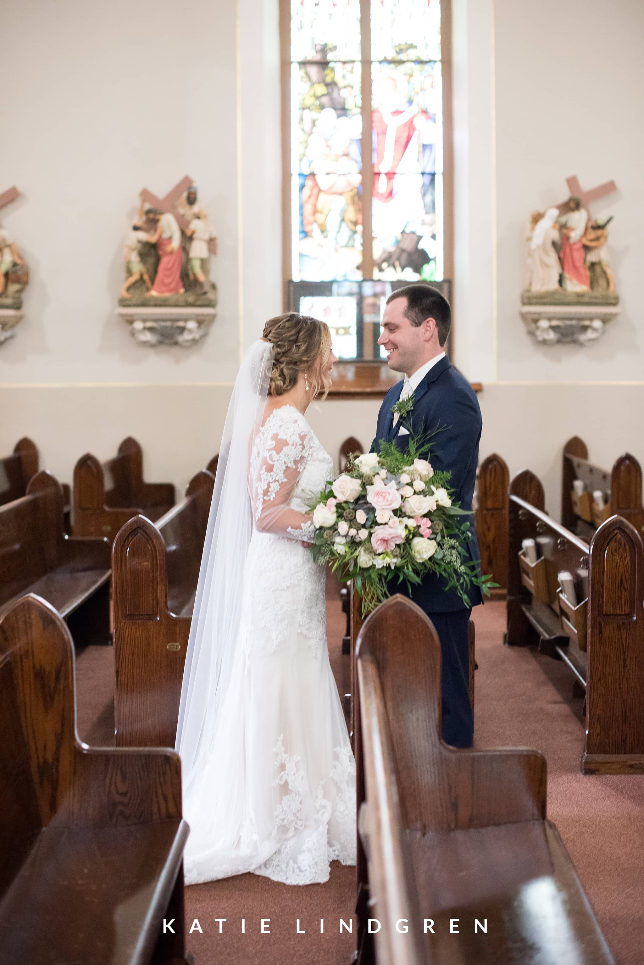 Des Moines Iowa Wedding Photographers