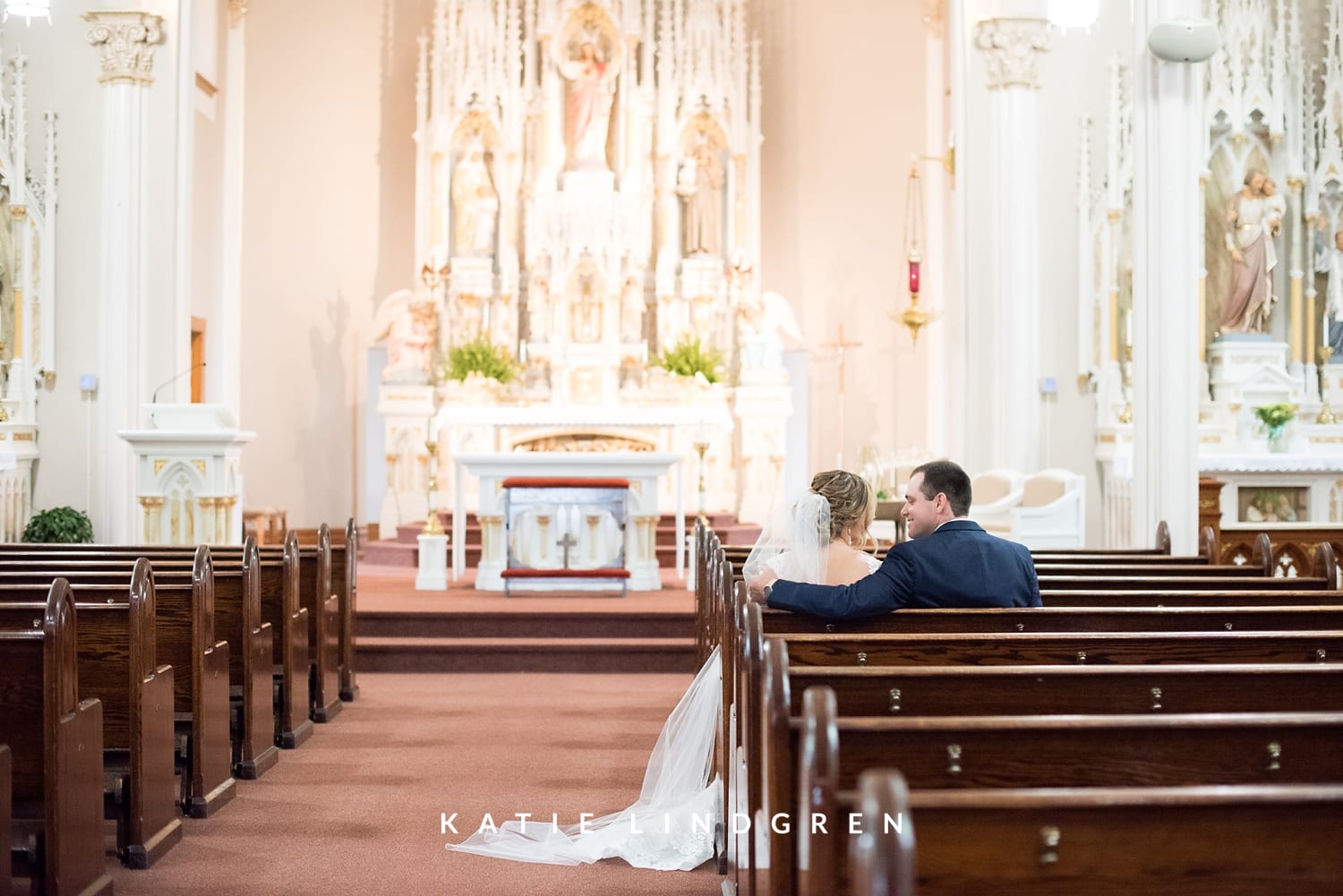 Des Moines Iowa Wedding Photographers