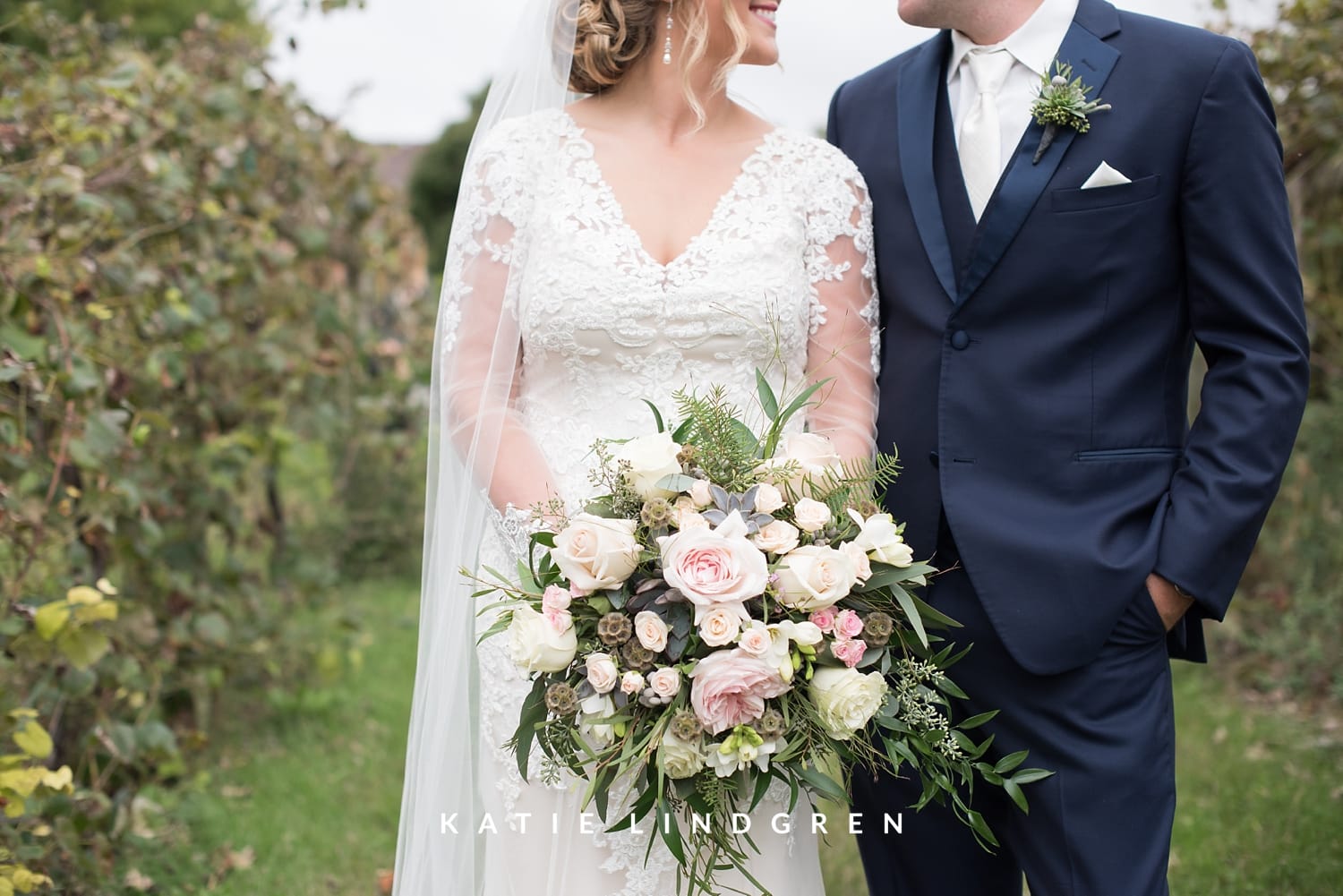Des Moines Iowa Wedding Photographers