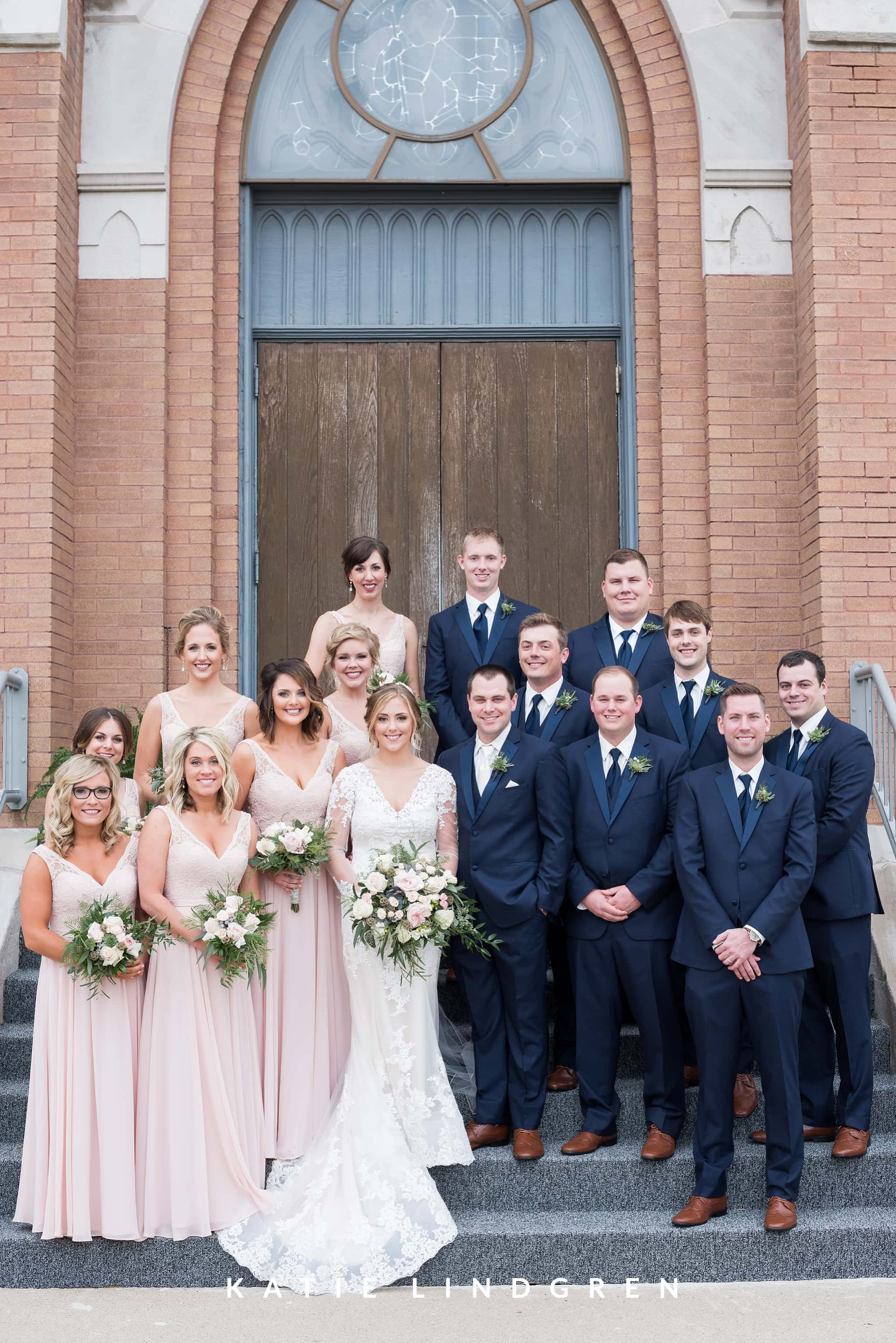Des Moines Iowa Wedding Photographers