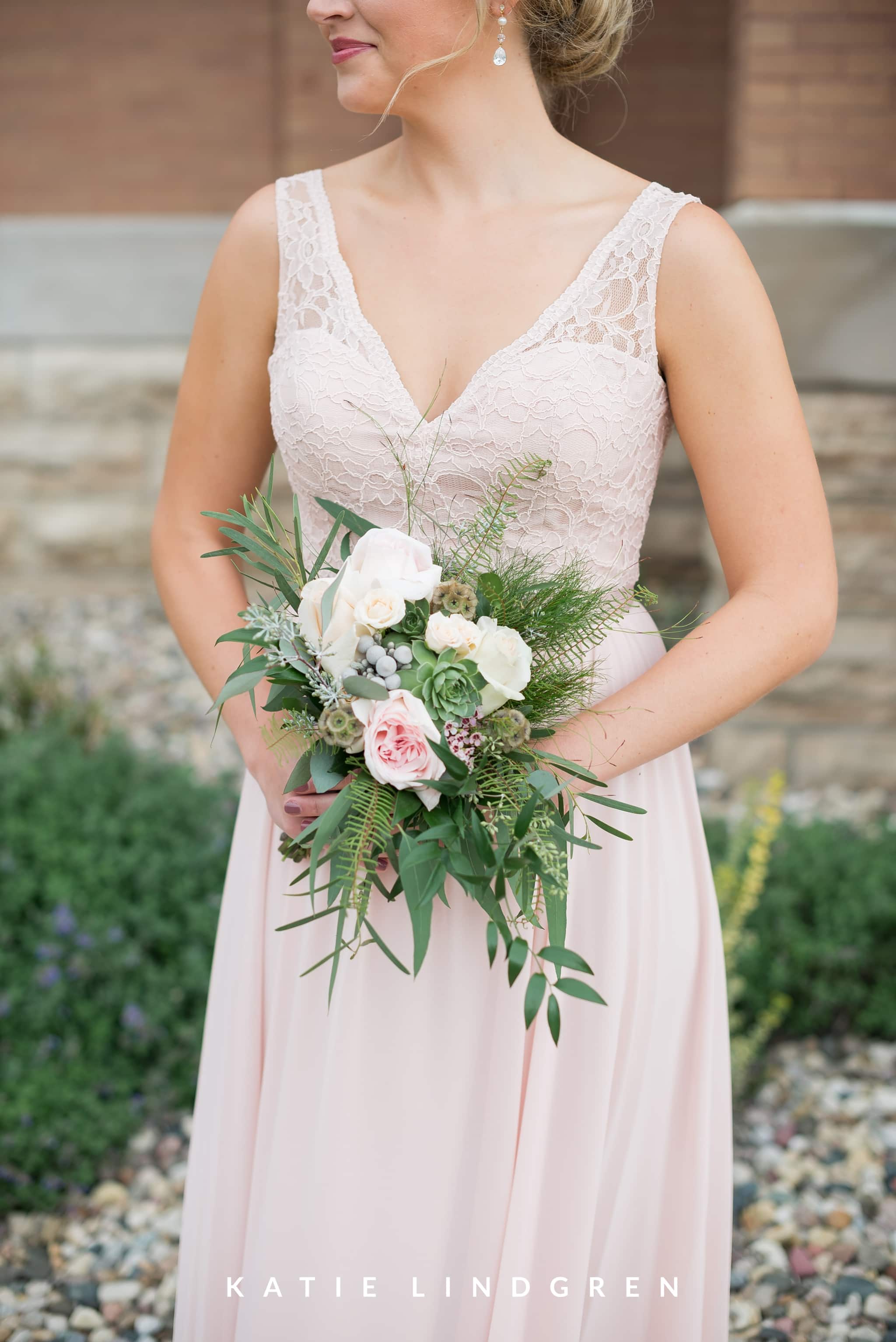 Des Moines Iowa Wedding Photographers