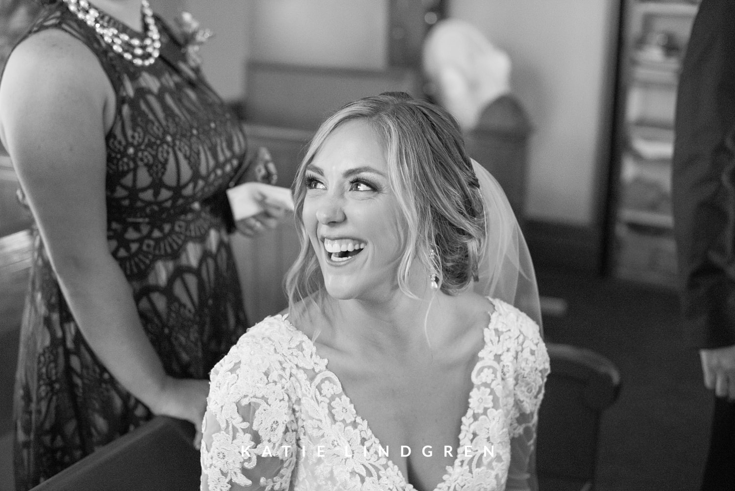 Des Moines Iowa Wedding Photographers