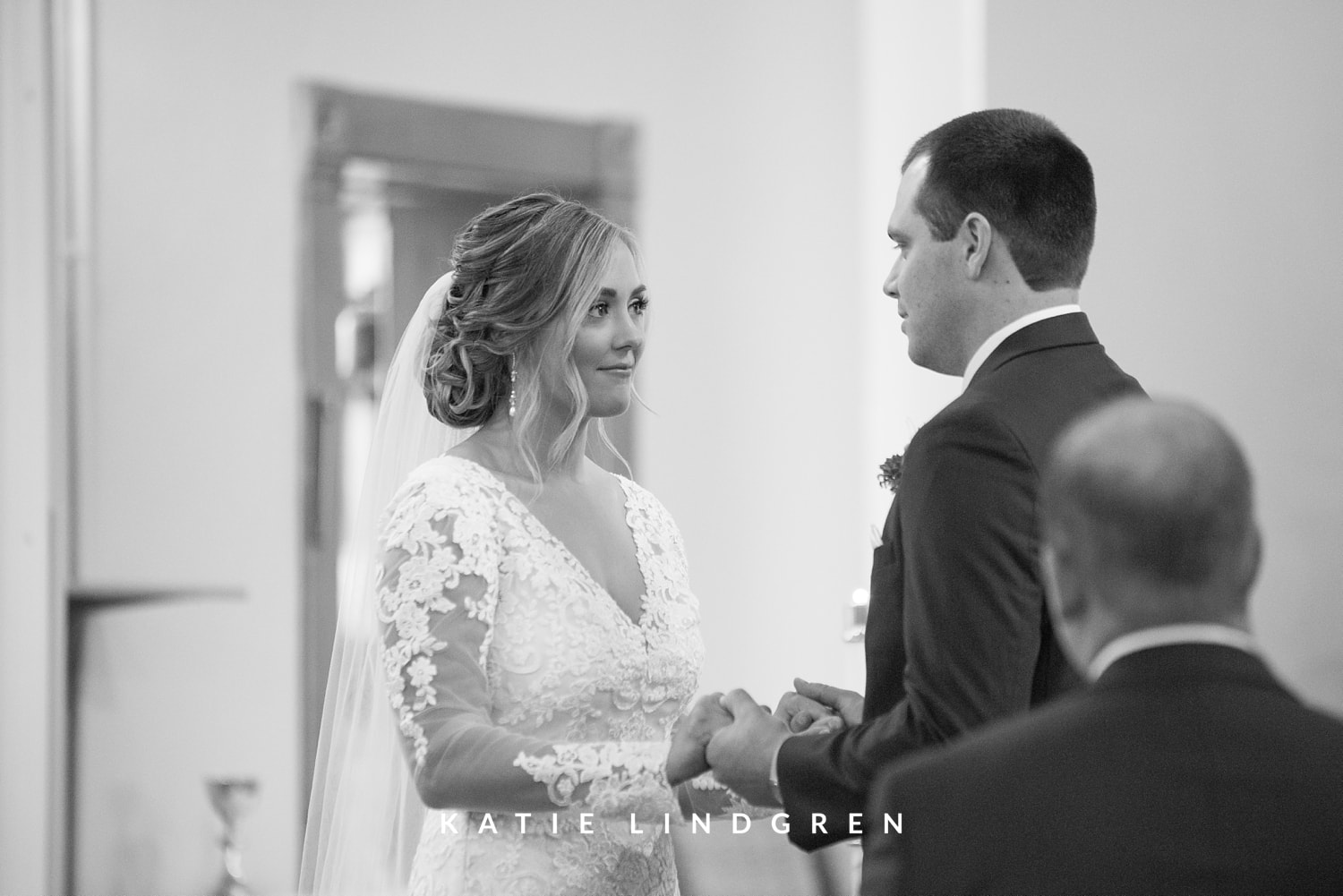 Des Moines Iowa Wedding Photographers