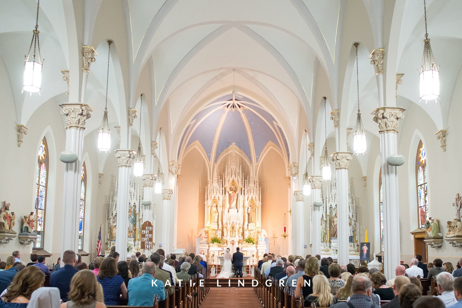 Des Moines Iowa Wedding Photographers