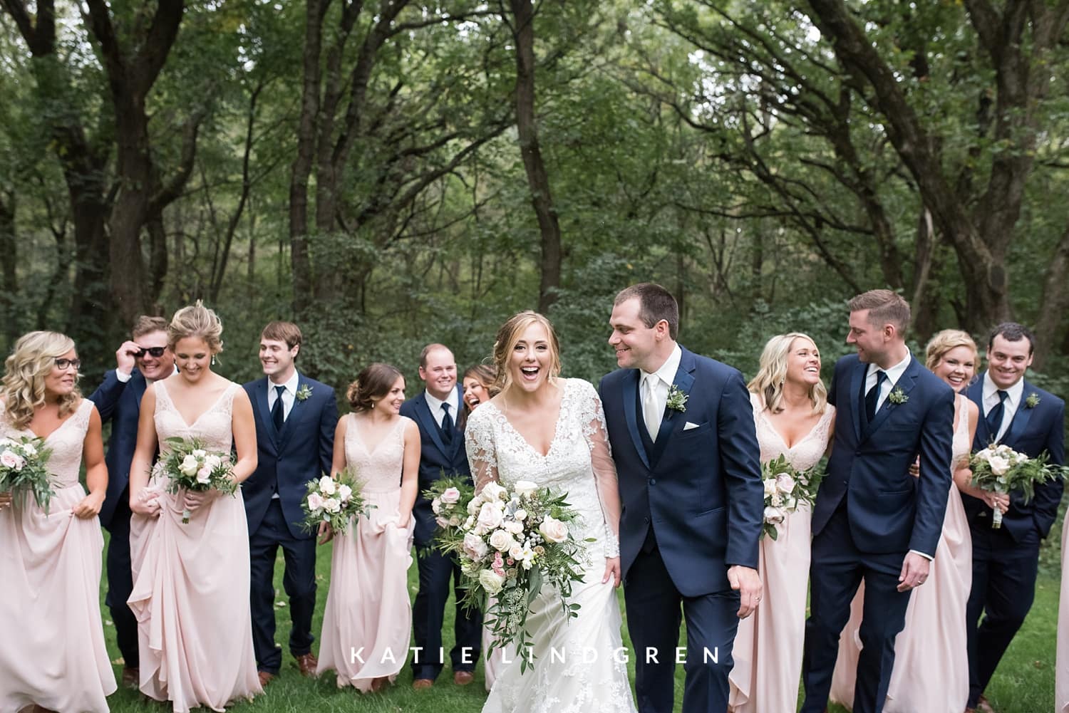 Des Moines Iowa Wedding Photographers
