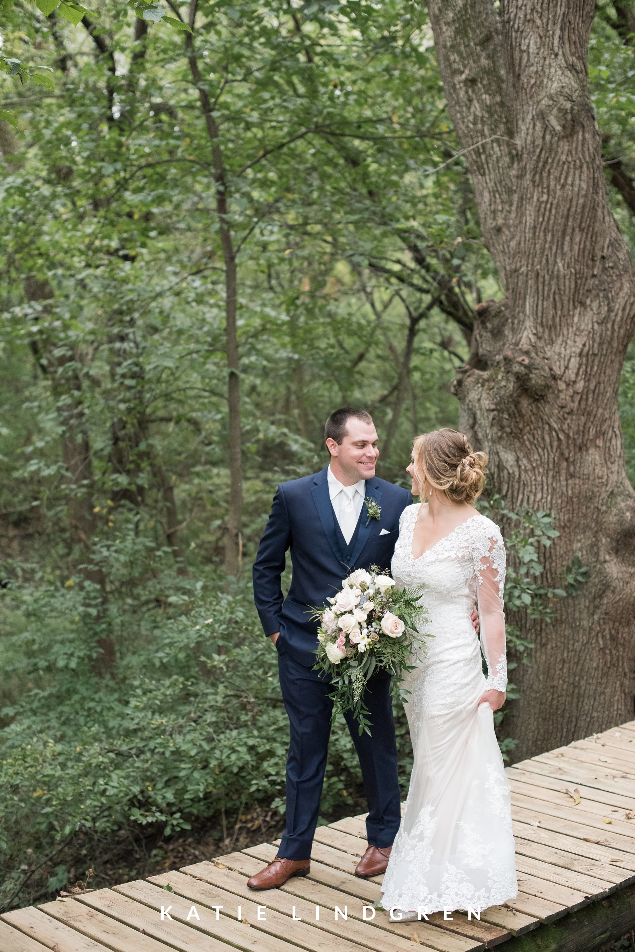 Des Moines Iowa Wedding Photographers