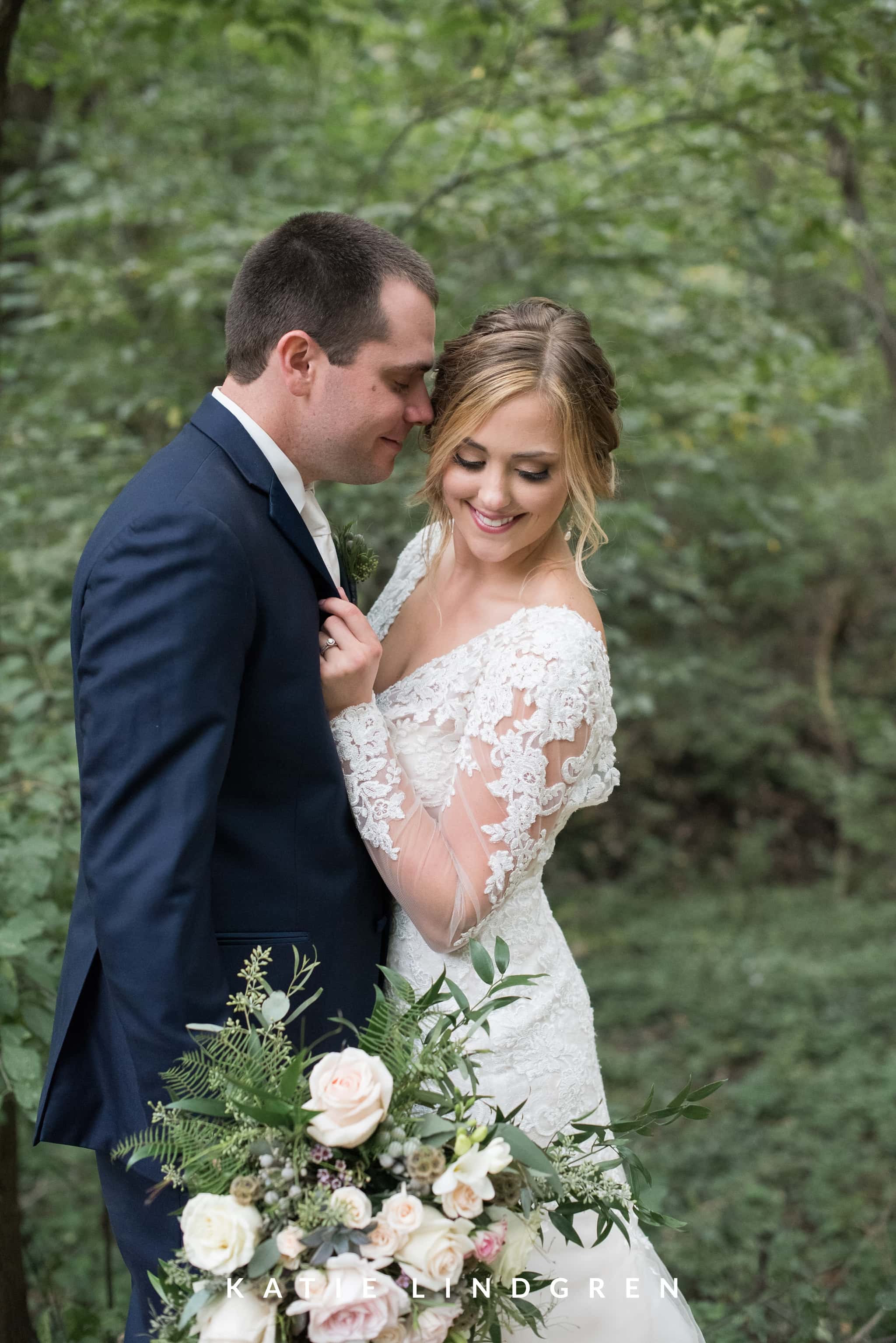 Des Moines Iowa Wedding Photographers