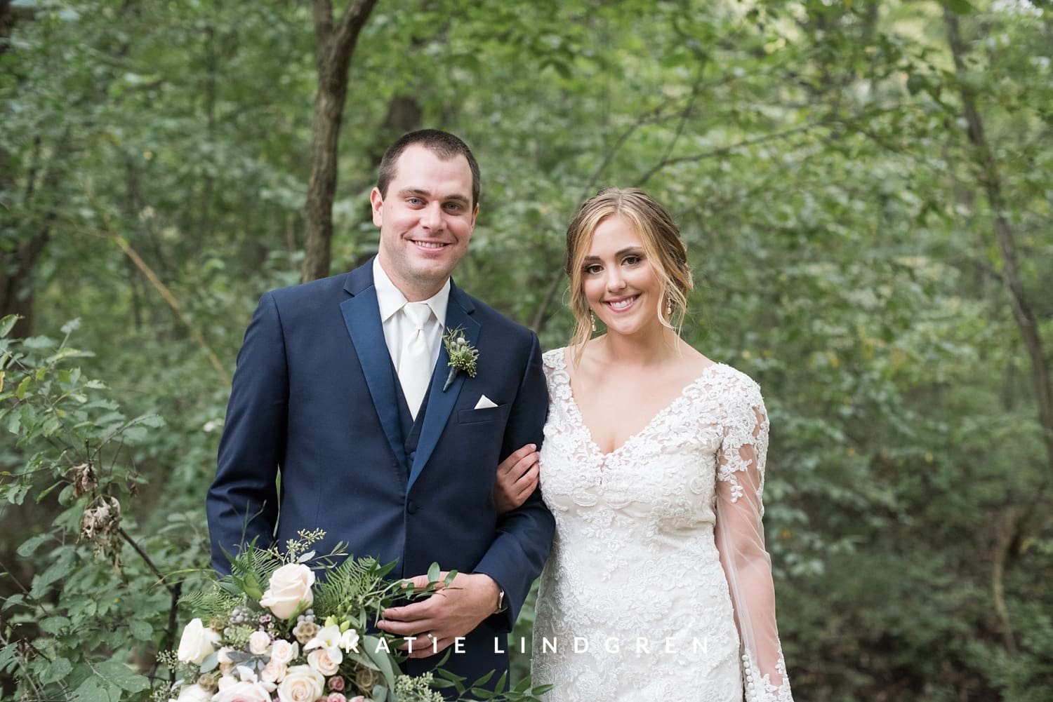 Des Moines Iowa Wedding Photographers