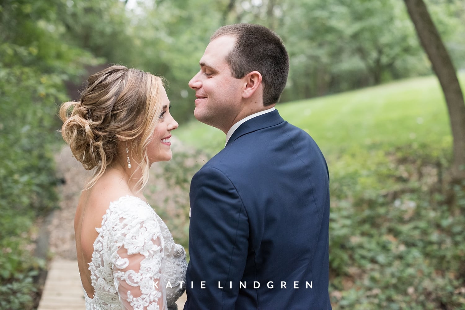 Des Moines Iowa Wedding Photographers