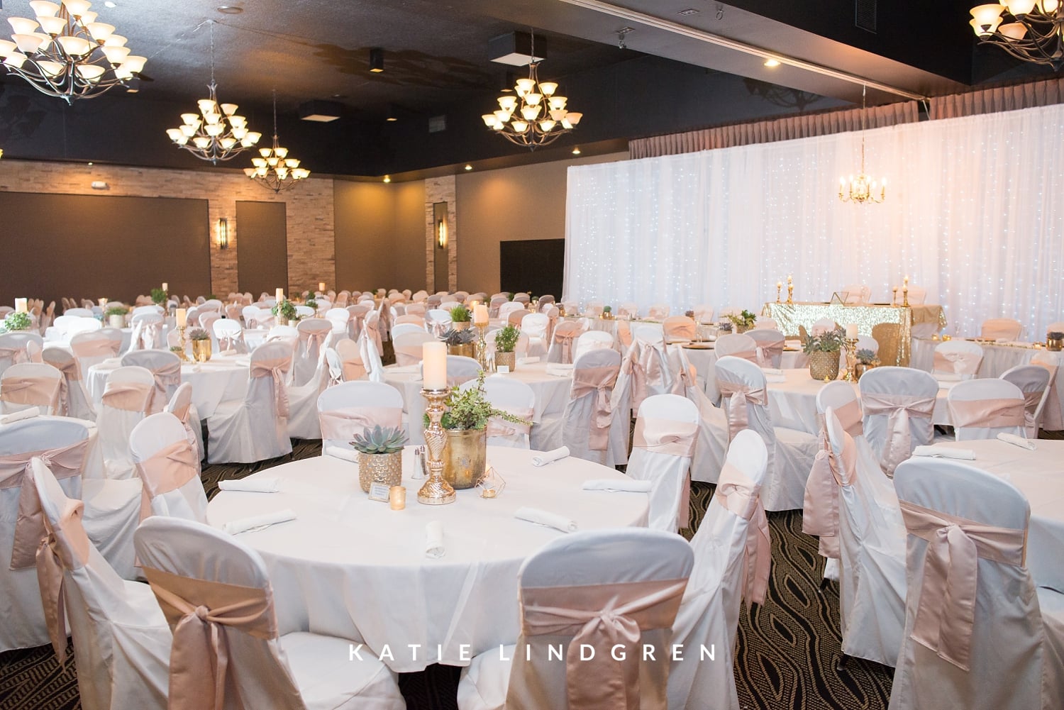 Des Moines Iowa Wedding Photographers