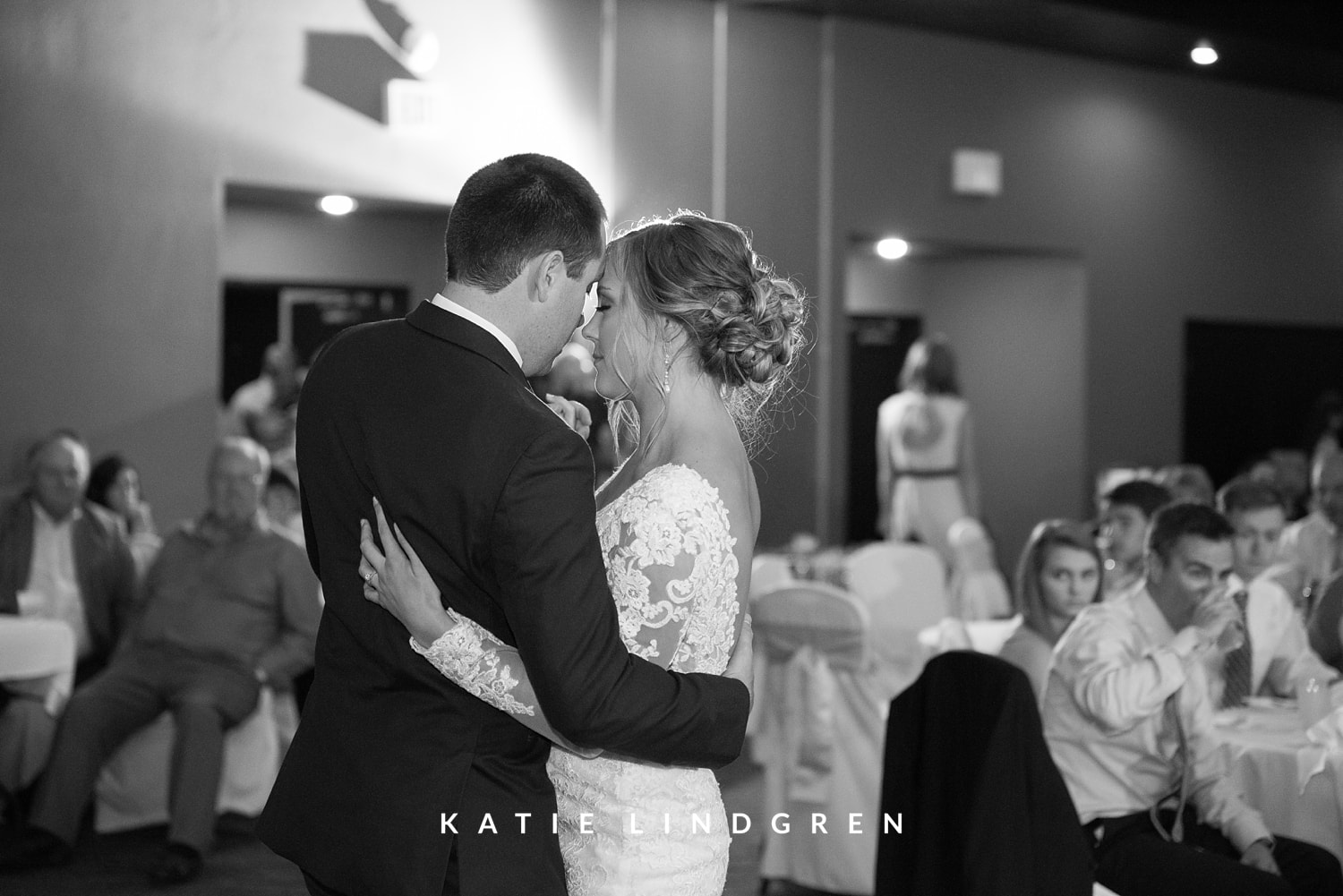 Des Moines Iowa Wedding Photographers