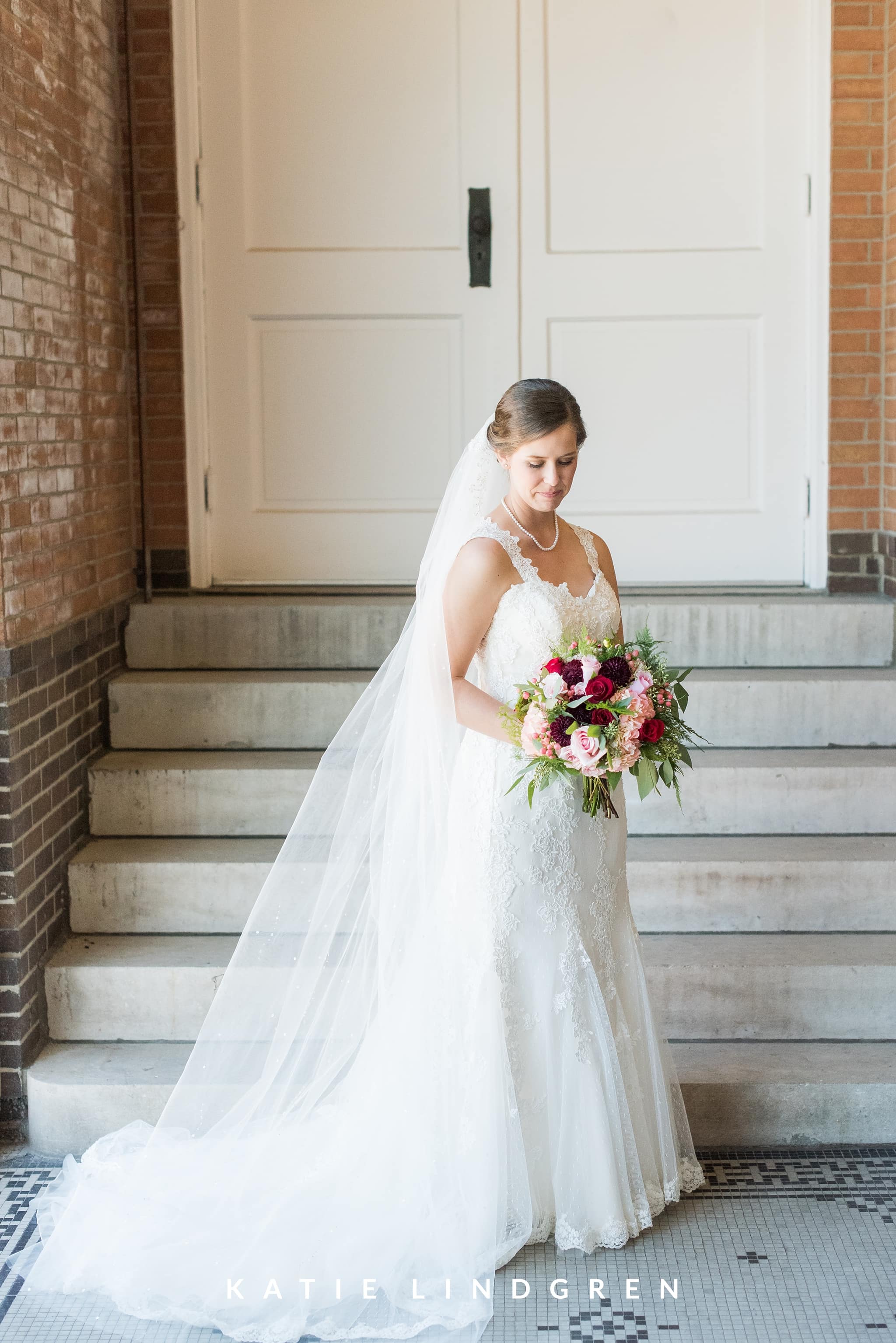 Des Moines Iowa Wedding Photographer