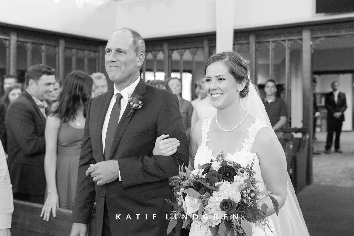 Des Moines Iowa Wedding Photographer