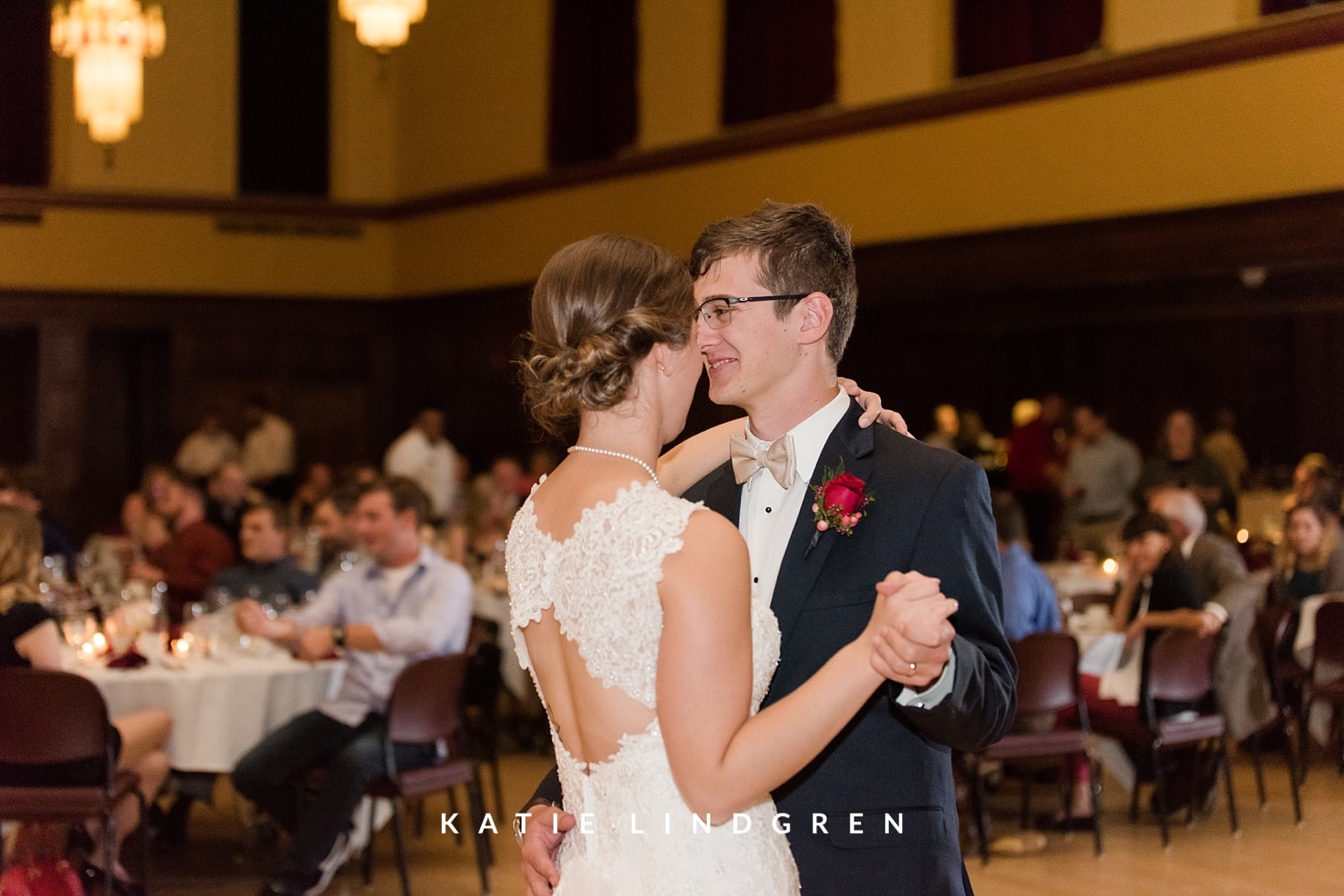 Des Moines Iowa Wedding Photographer