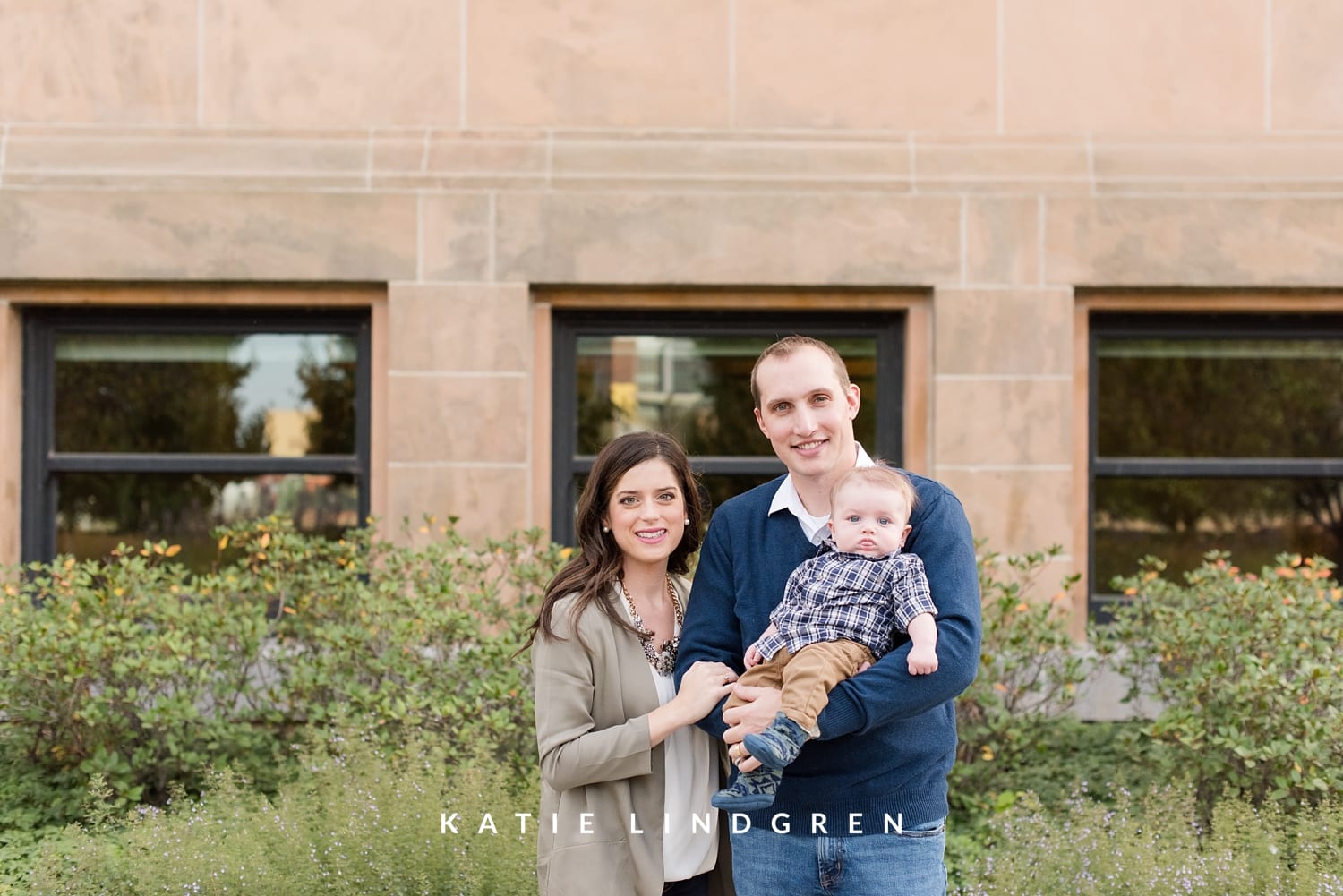 Des Moines Natural Light Family Photographer