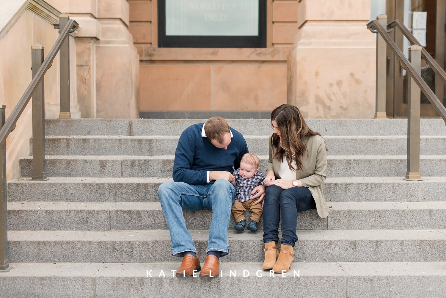 Des Moines Natural Light Family Photographer