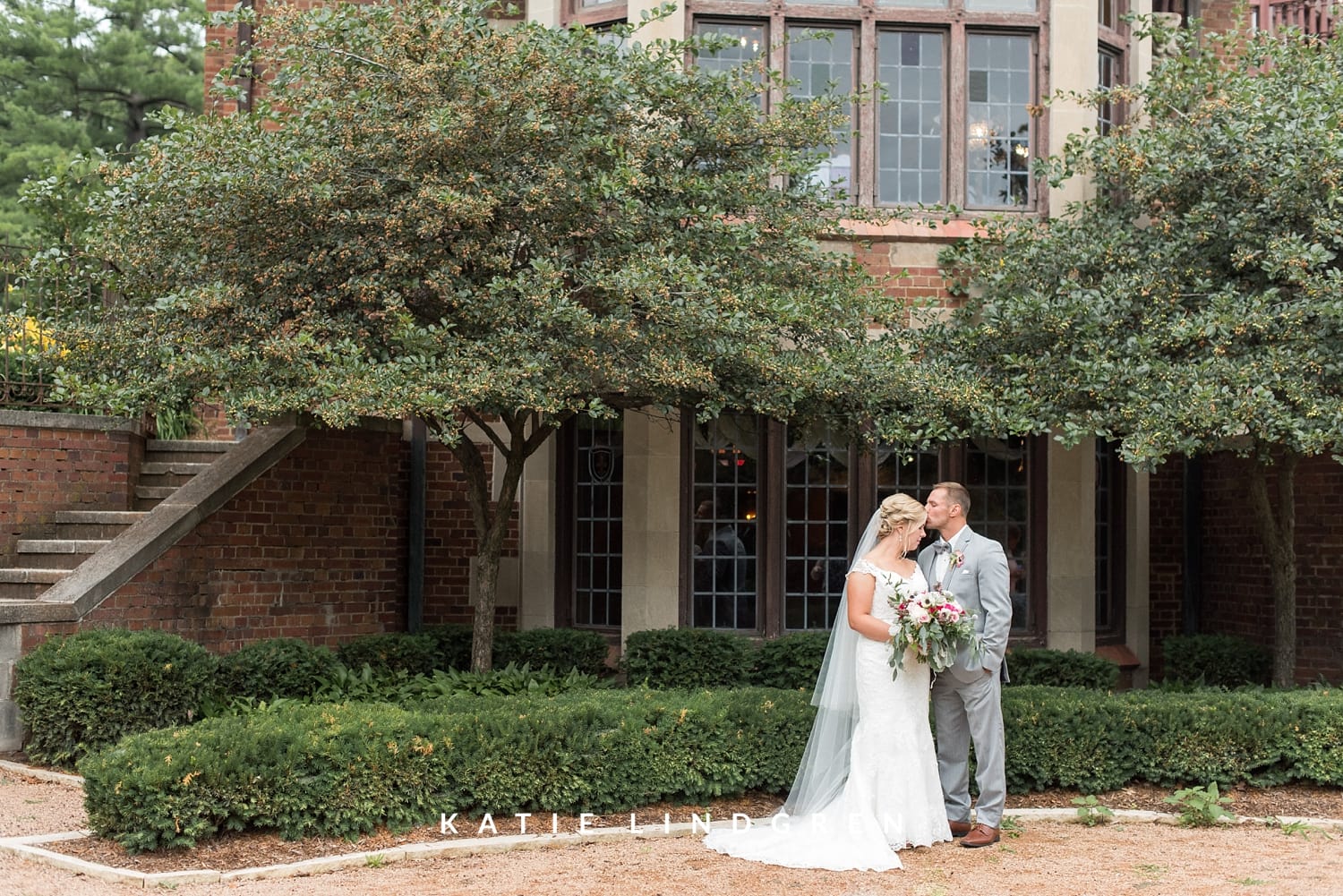 Des Moines Wedding Photographer