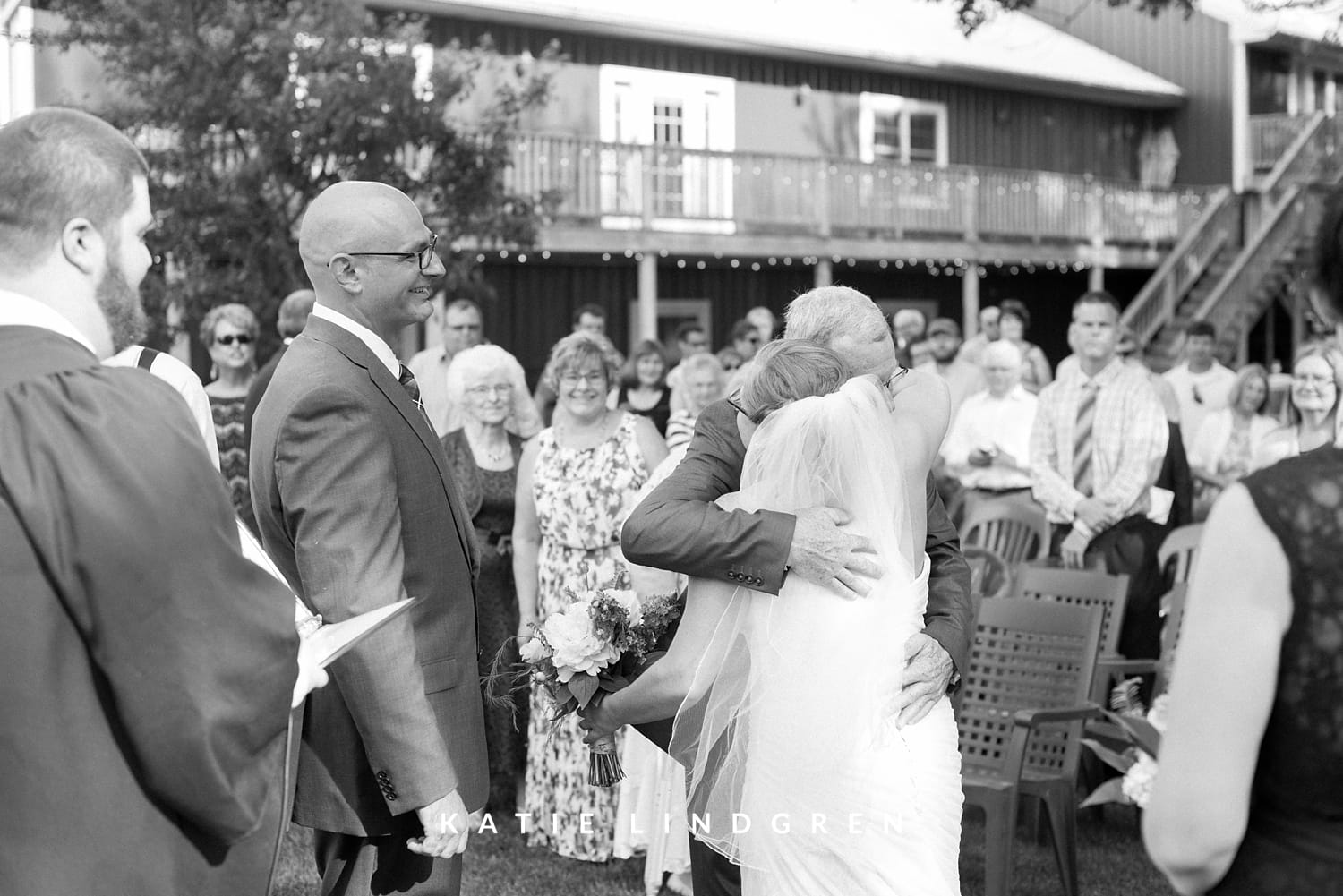 Des Moines Wedding Photographer