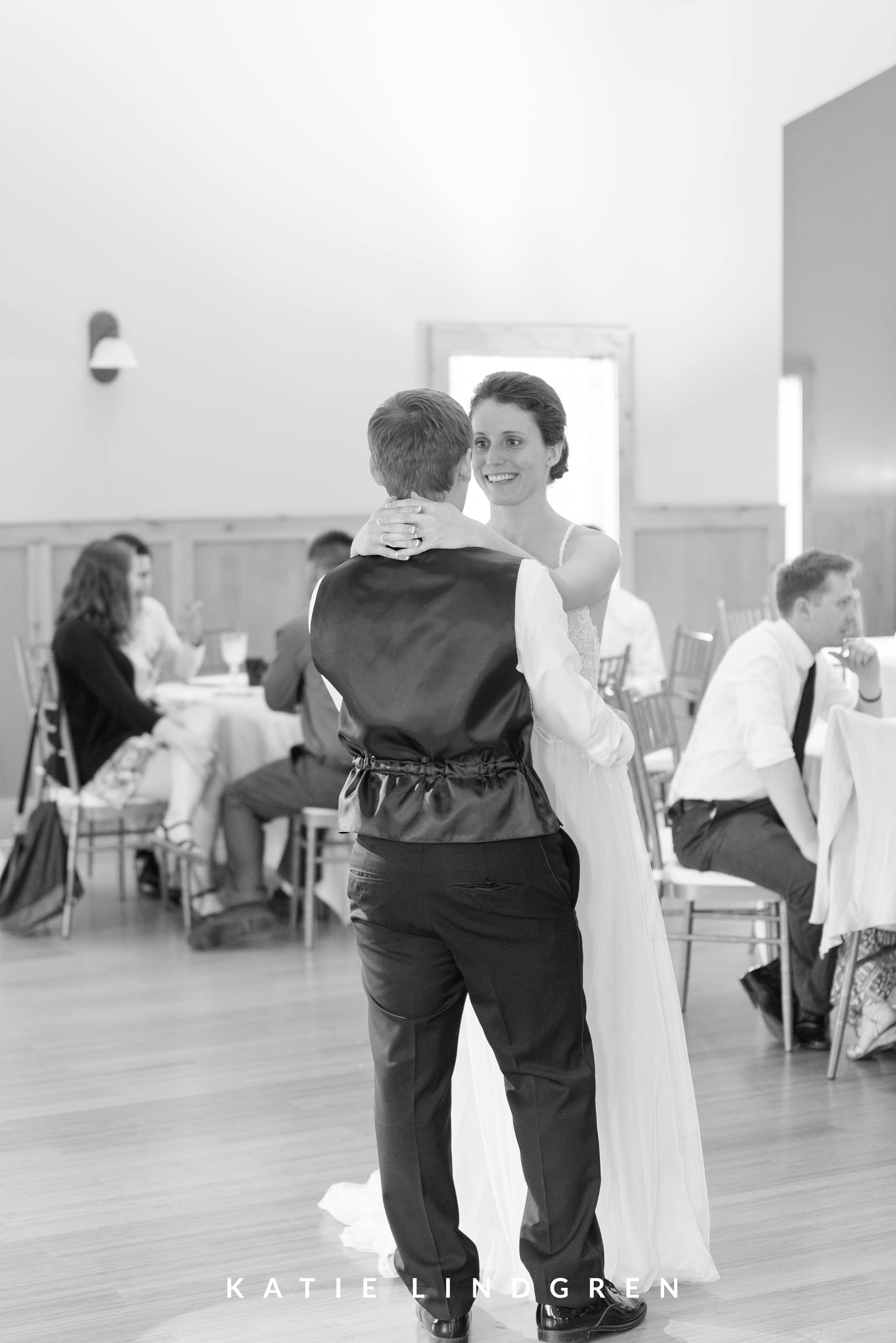 Chateau at white oak wedding