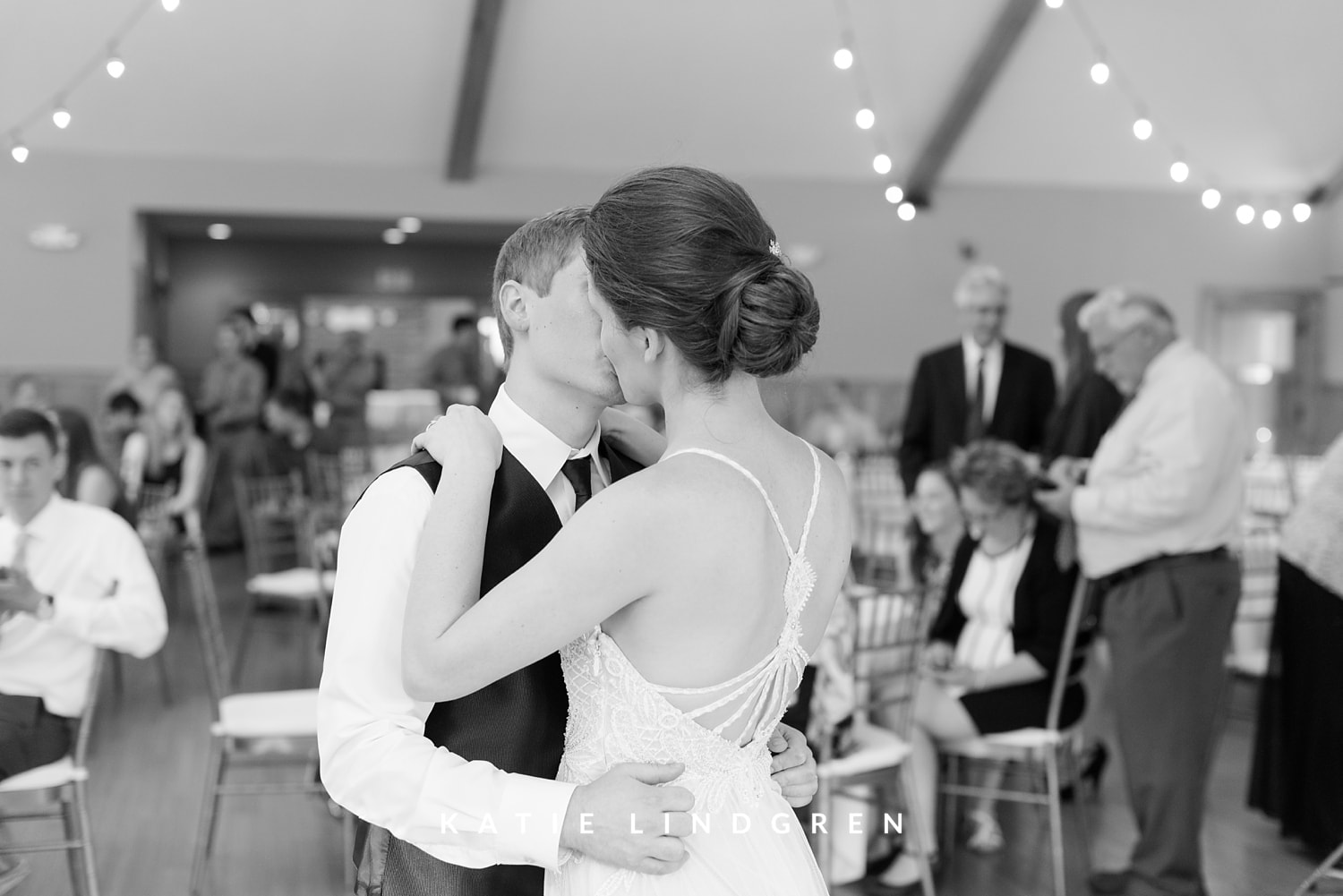 Chateau at white oak wedding