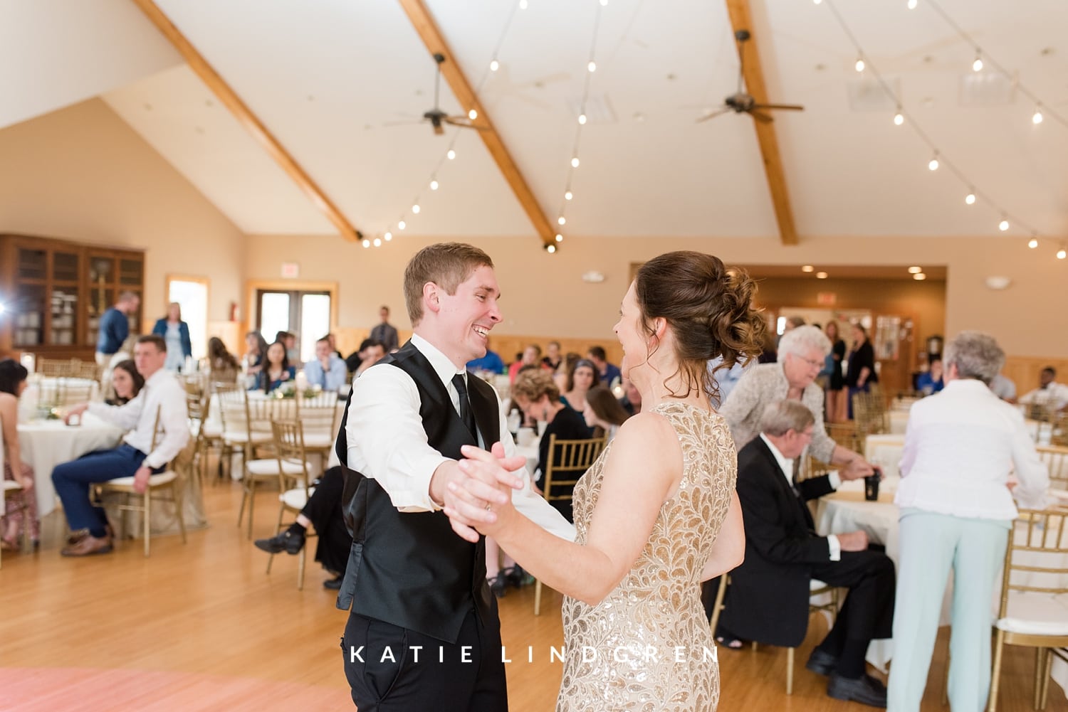 Chateau at white oak wedding
