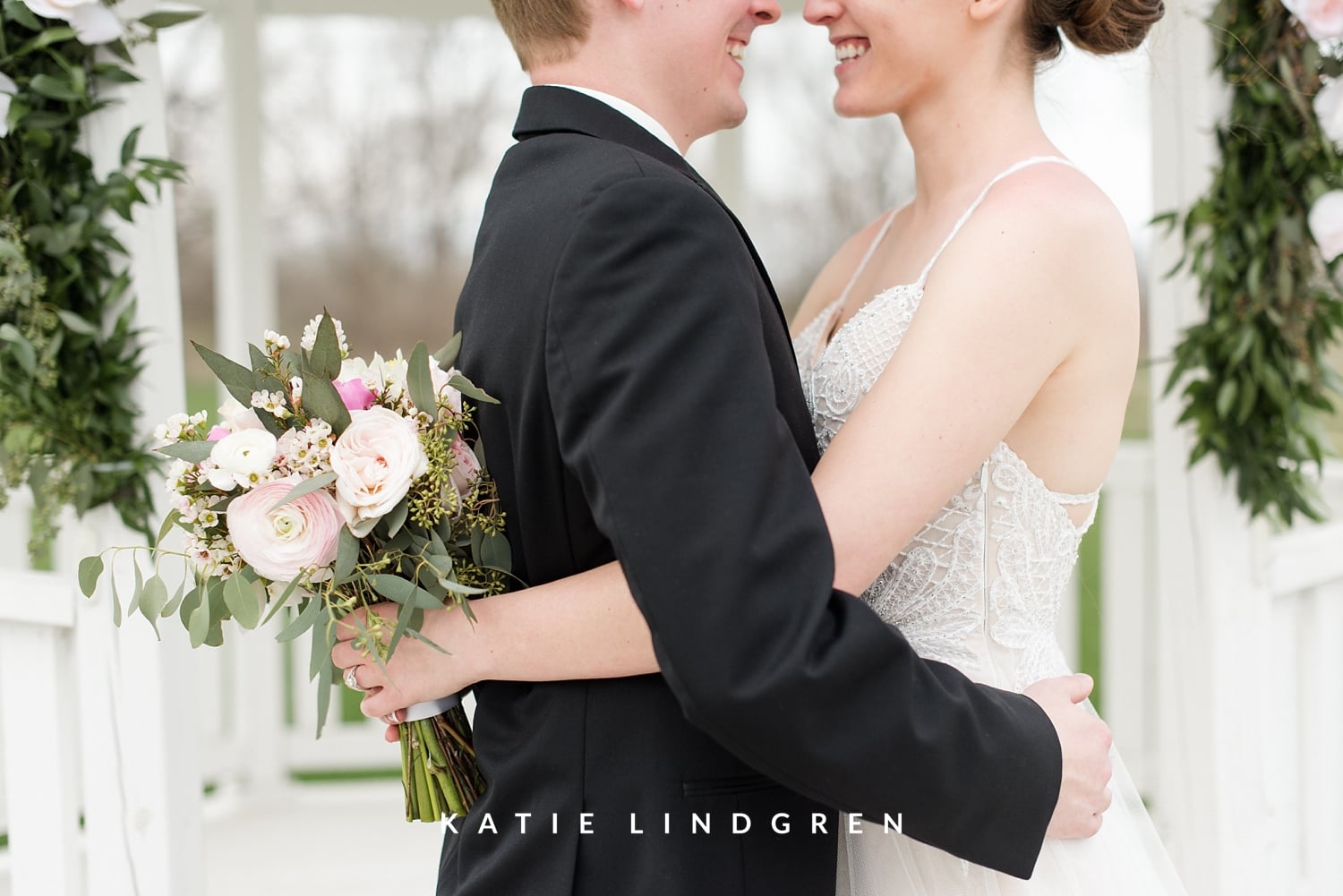 Chateau at white oak wedding