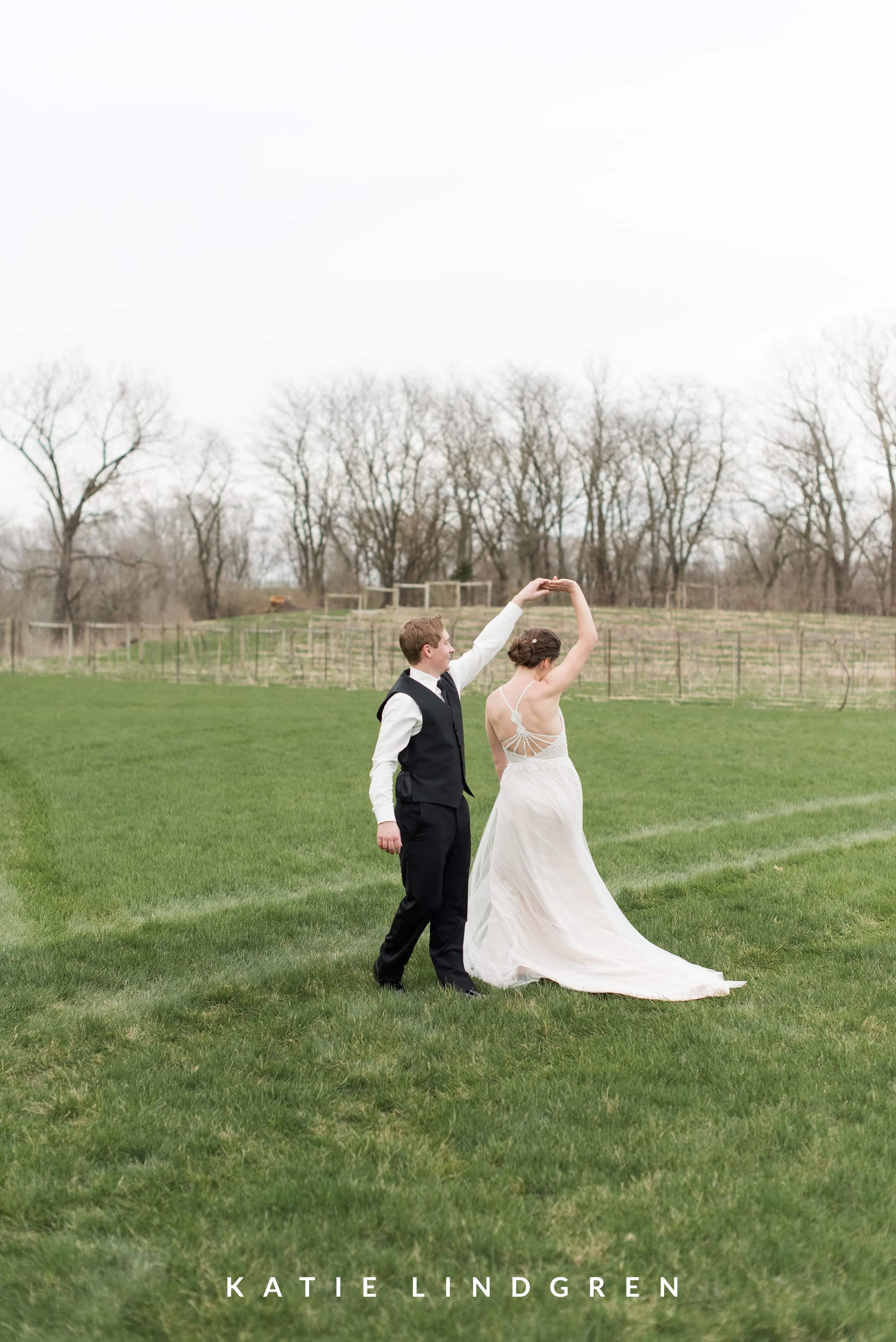 Chateau at white oak wedding