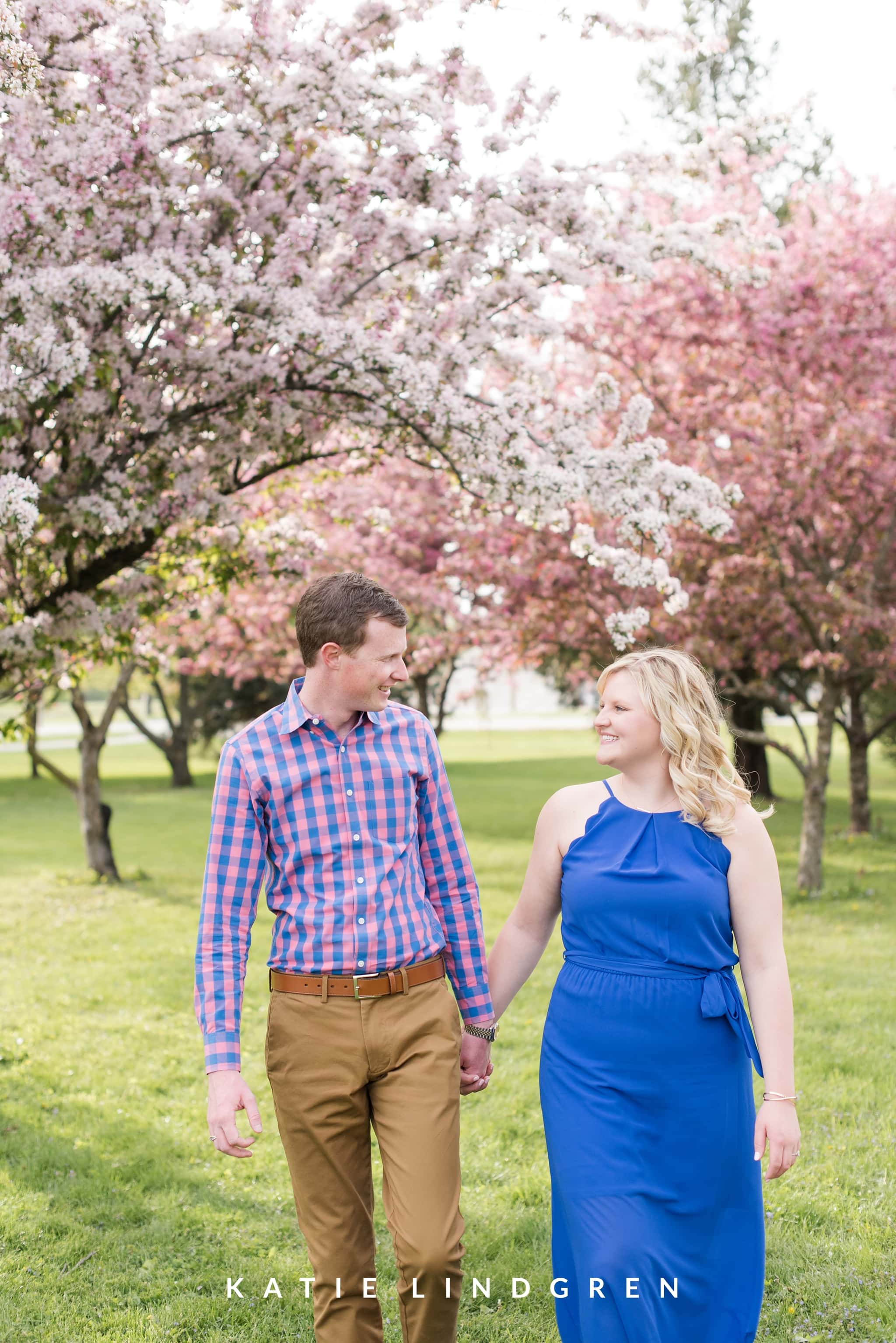 Des Moines Engagement Photographer