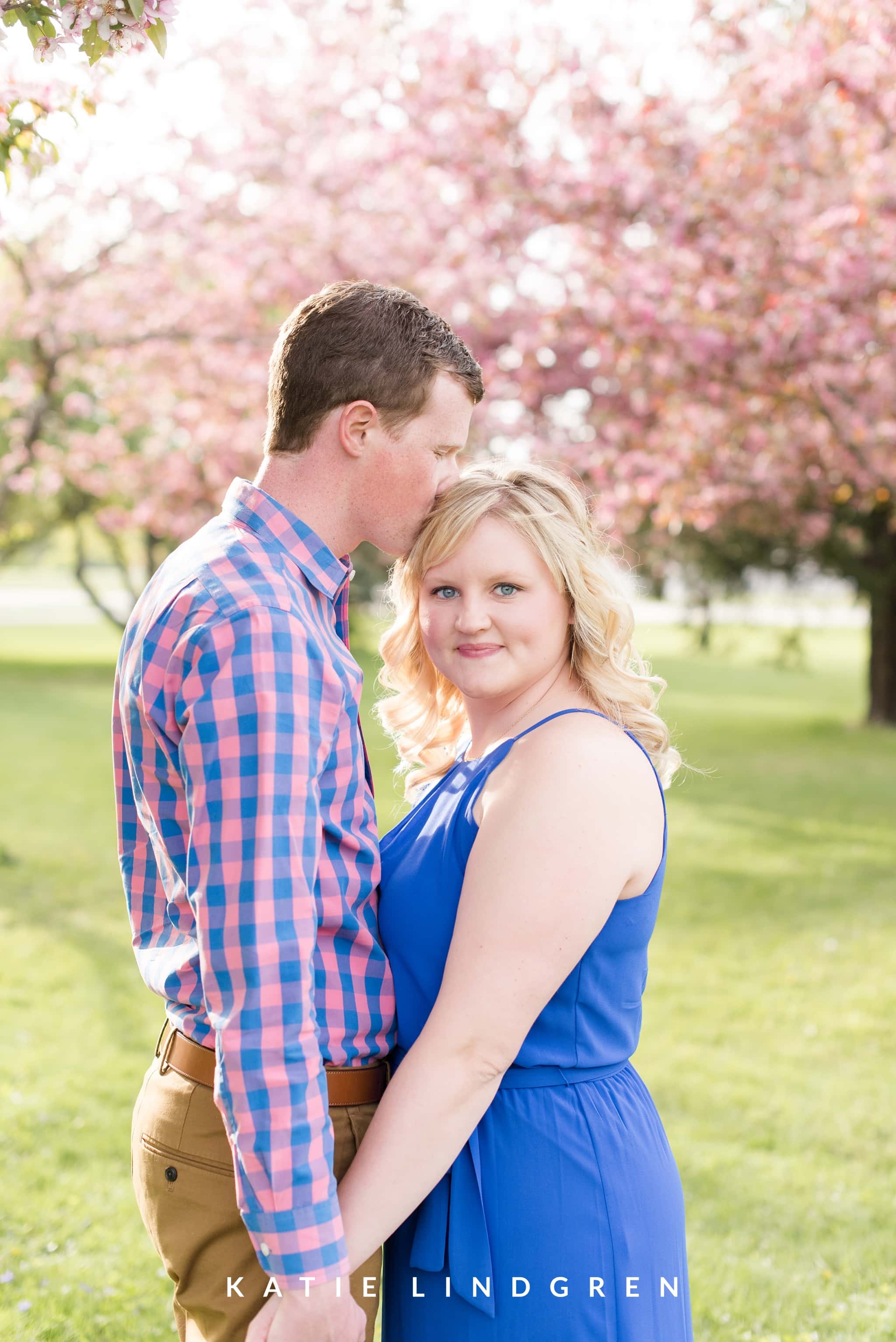 Des Moines Engagement Photographer