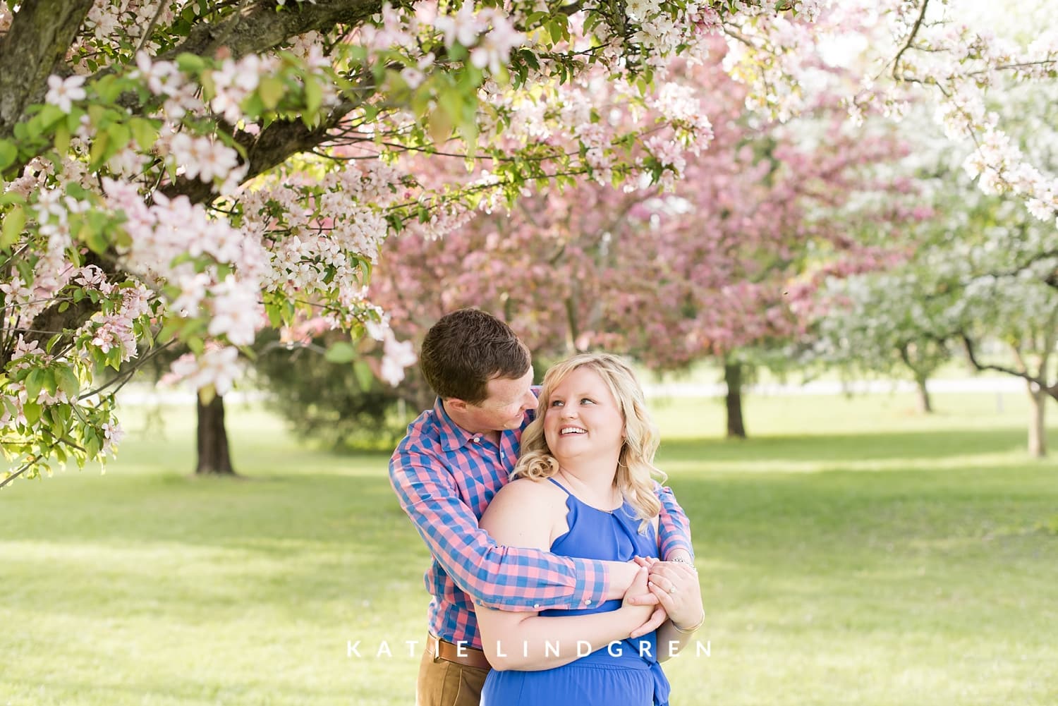 Des Moines Engagement Photographer