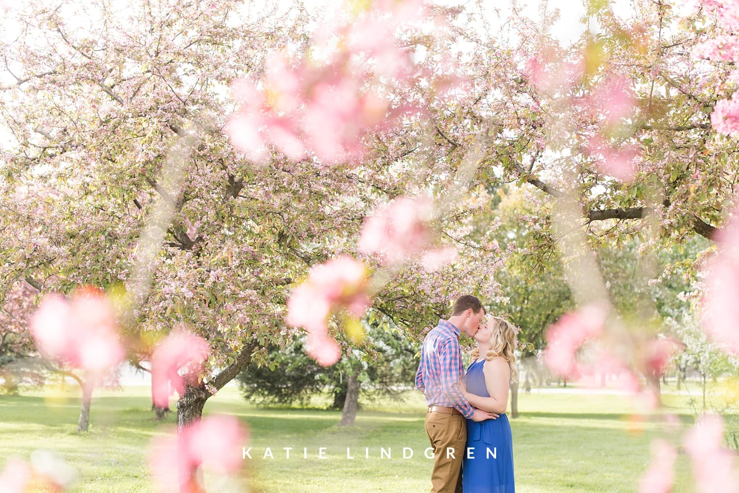 Des Moines Engagement Photographer