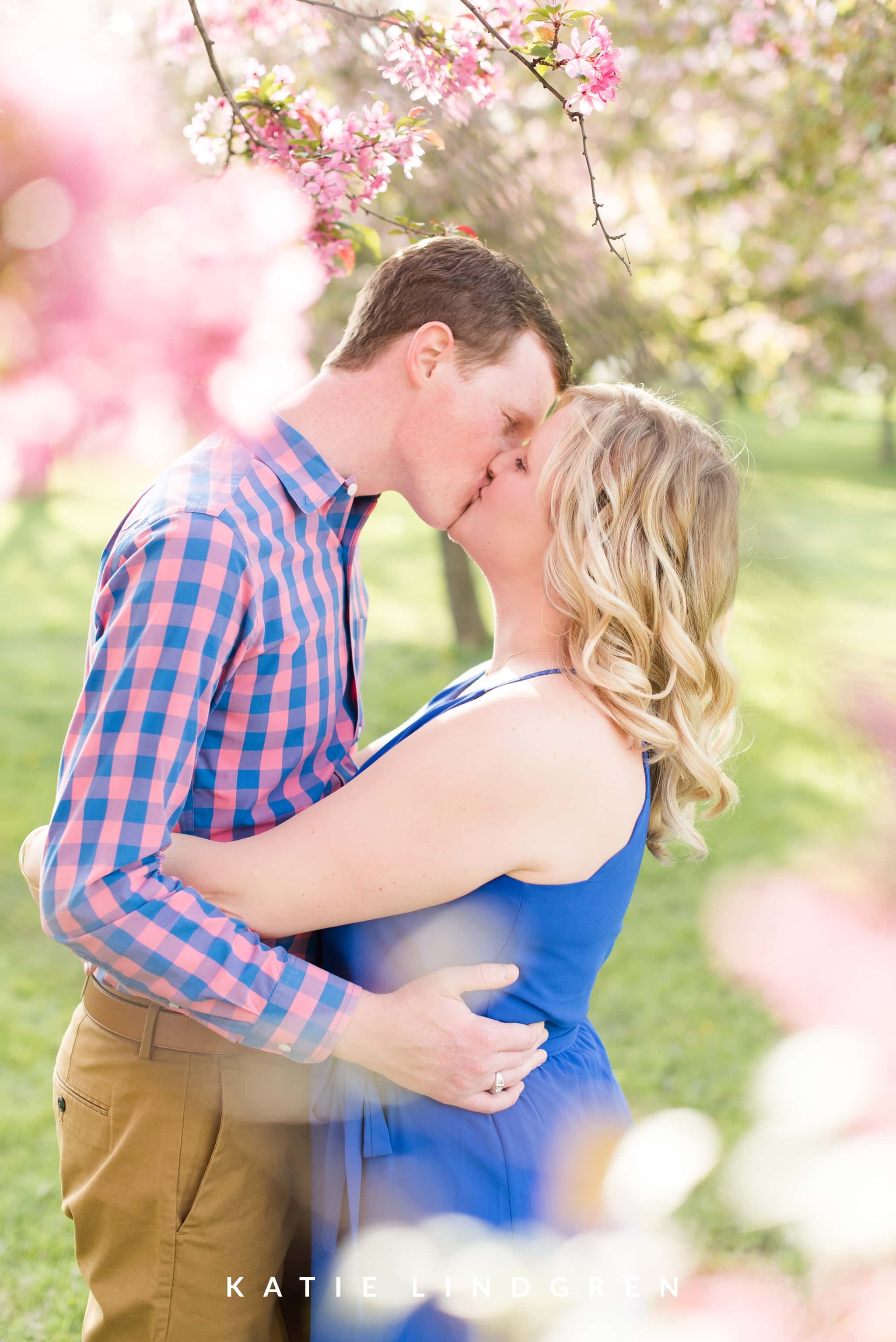 Des Moines Engagement Photographer