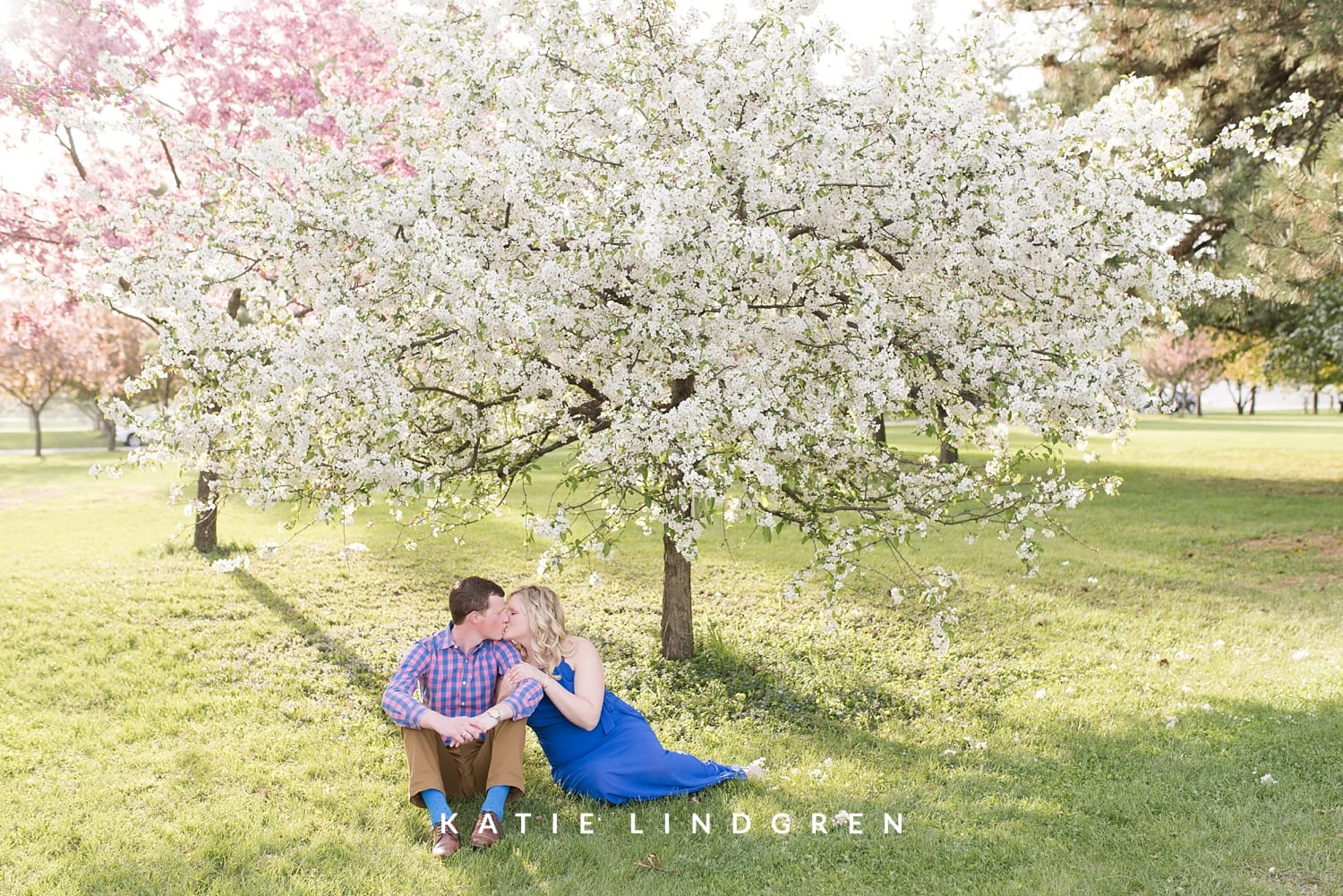 Des Moines Engagement Photographer